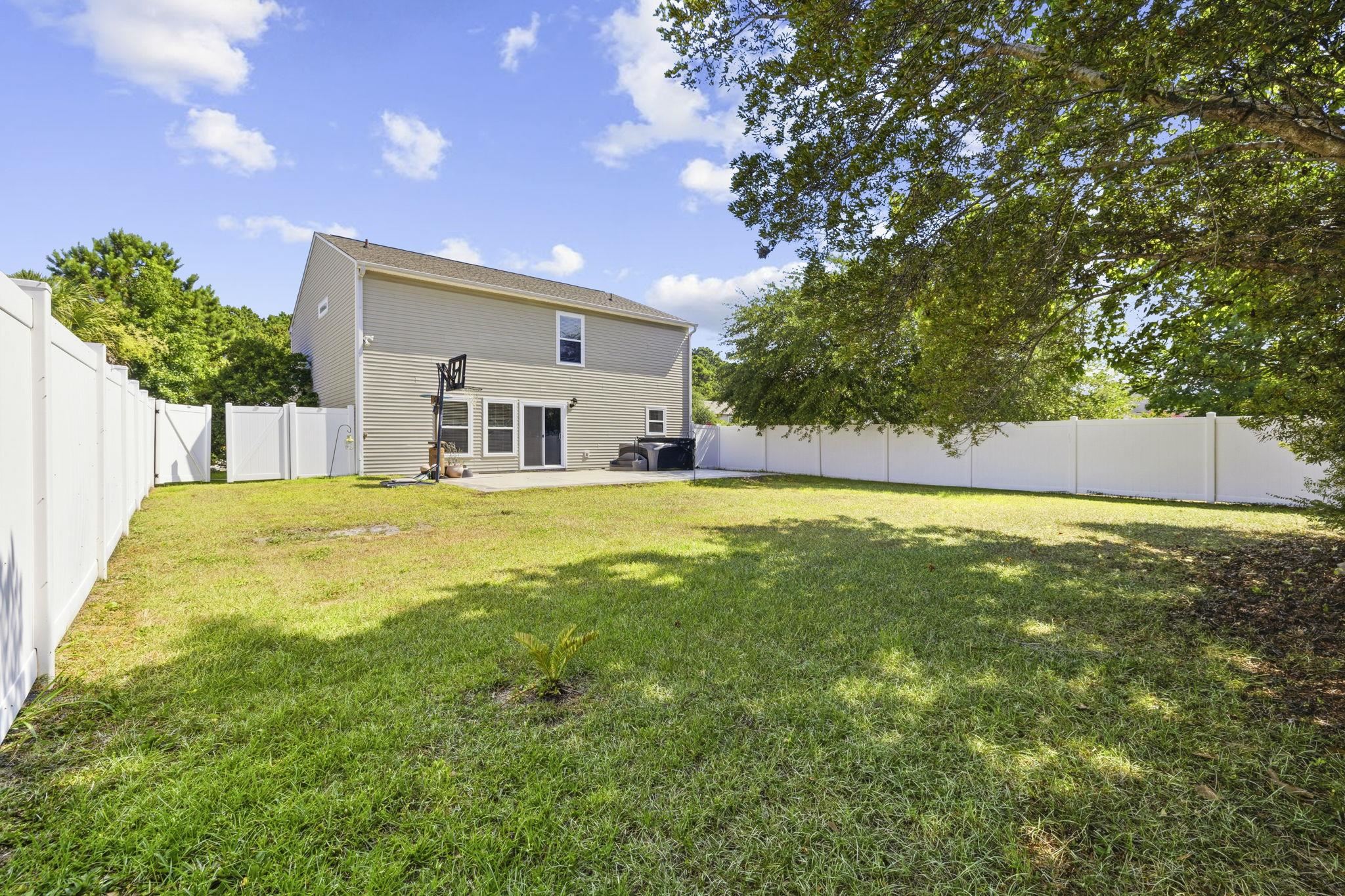 127 Weeping Willow Dr. Property Photo 32