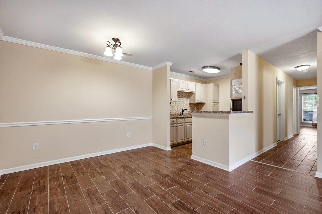 3774 Hitchcock Way Property Photo 6