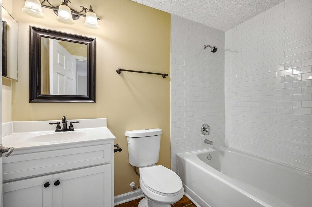 3774 Hitchcock Way Property Photo 12
