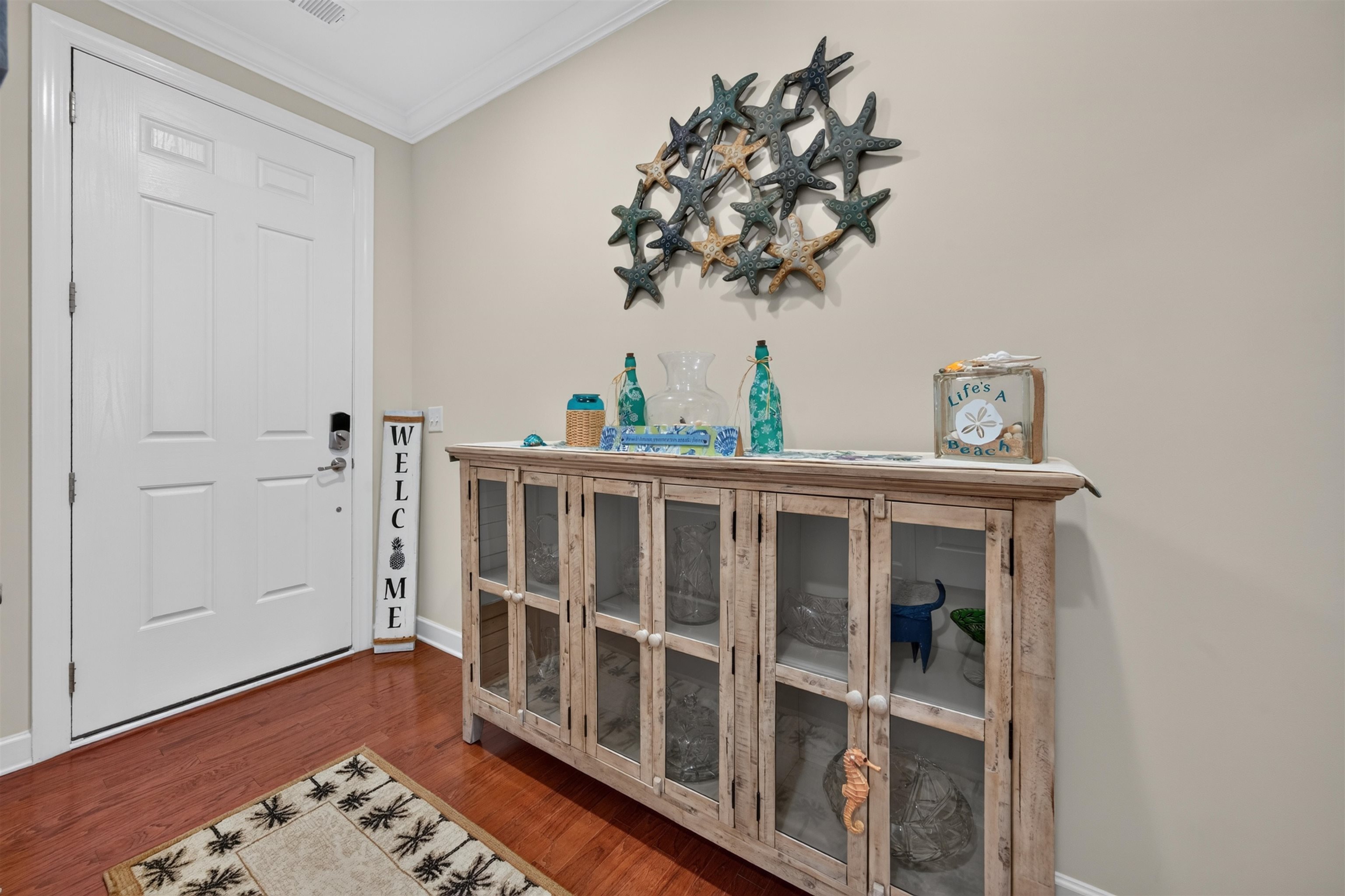 1472 Culbertson Ave. Property Photo 4