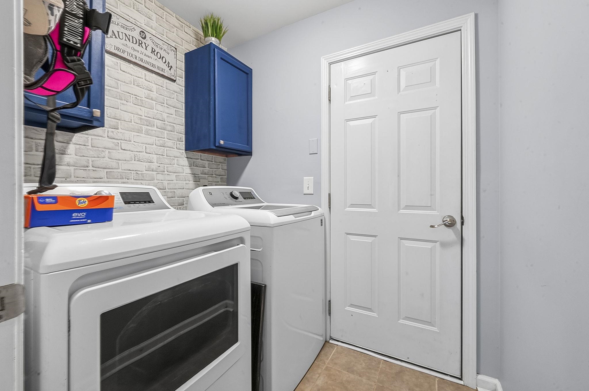 3136 Robins Nest Way Property Photo 26