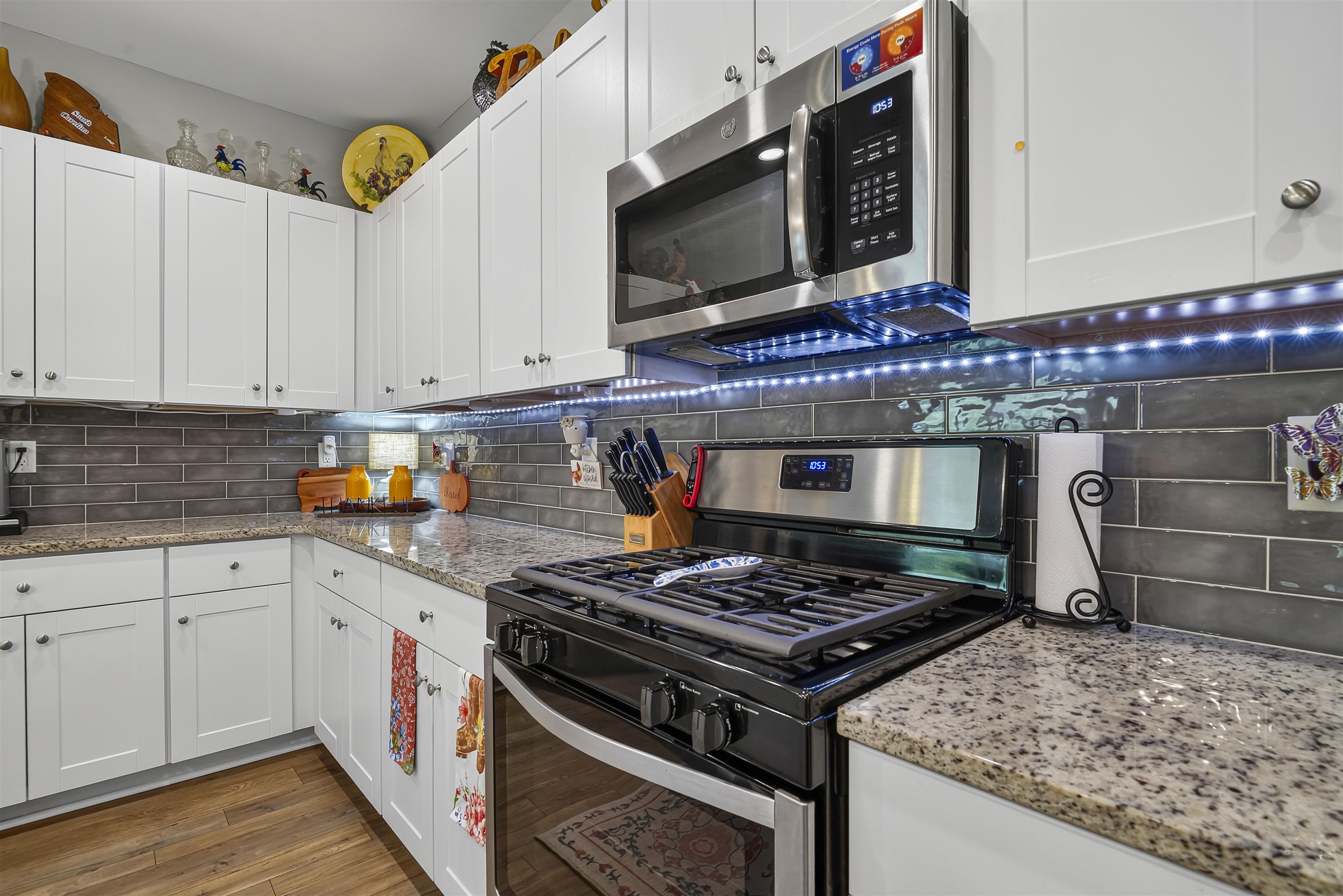 169 Cypress Tree Loop Property Photo 7