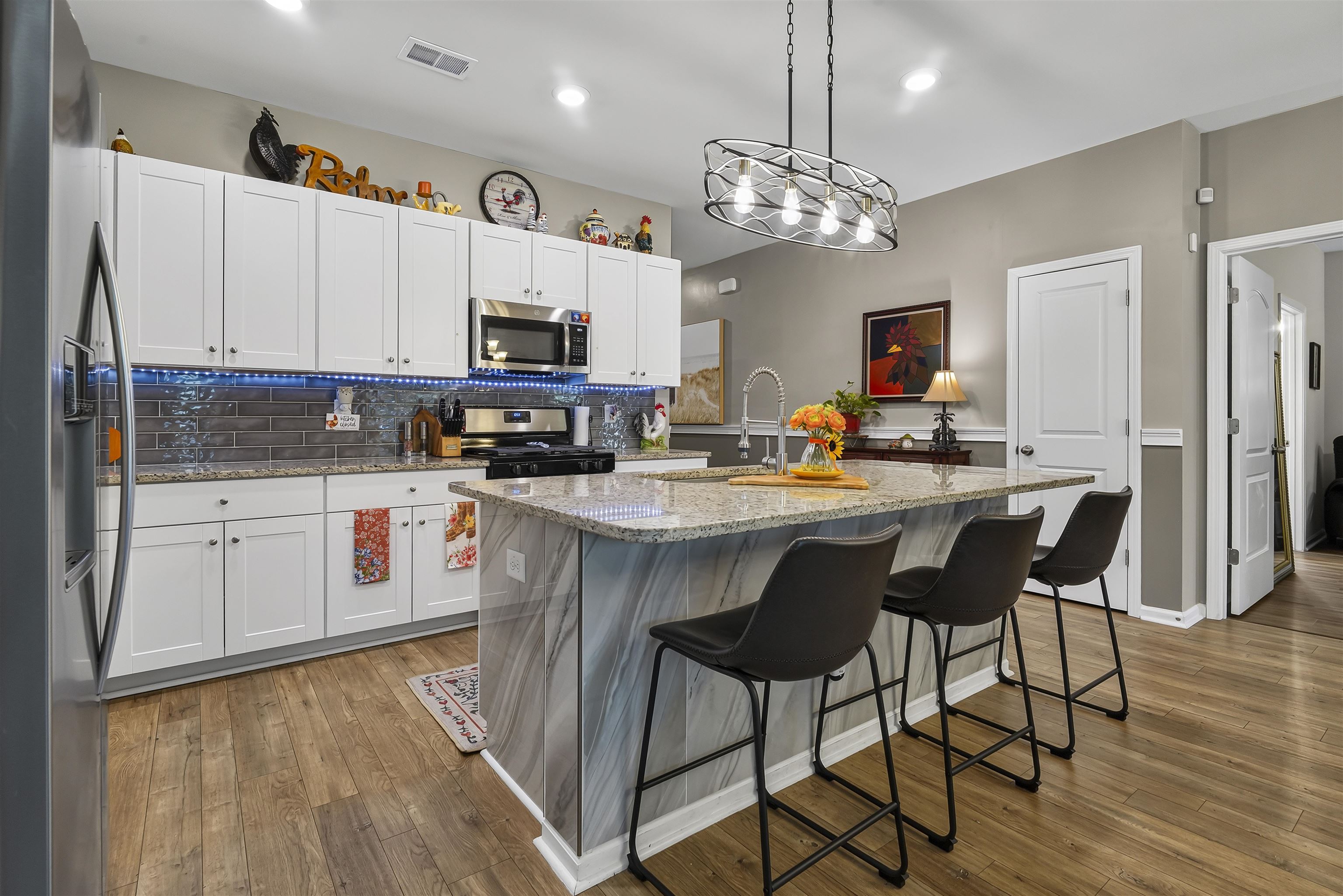 169 Cypress Tree Loop Property Photo 9