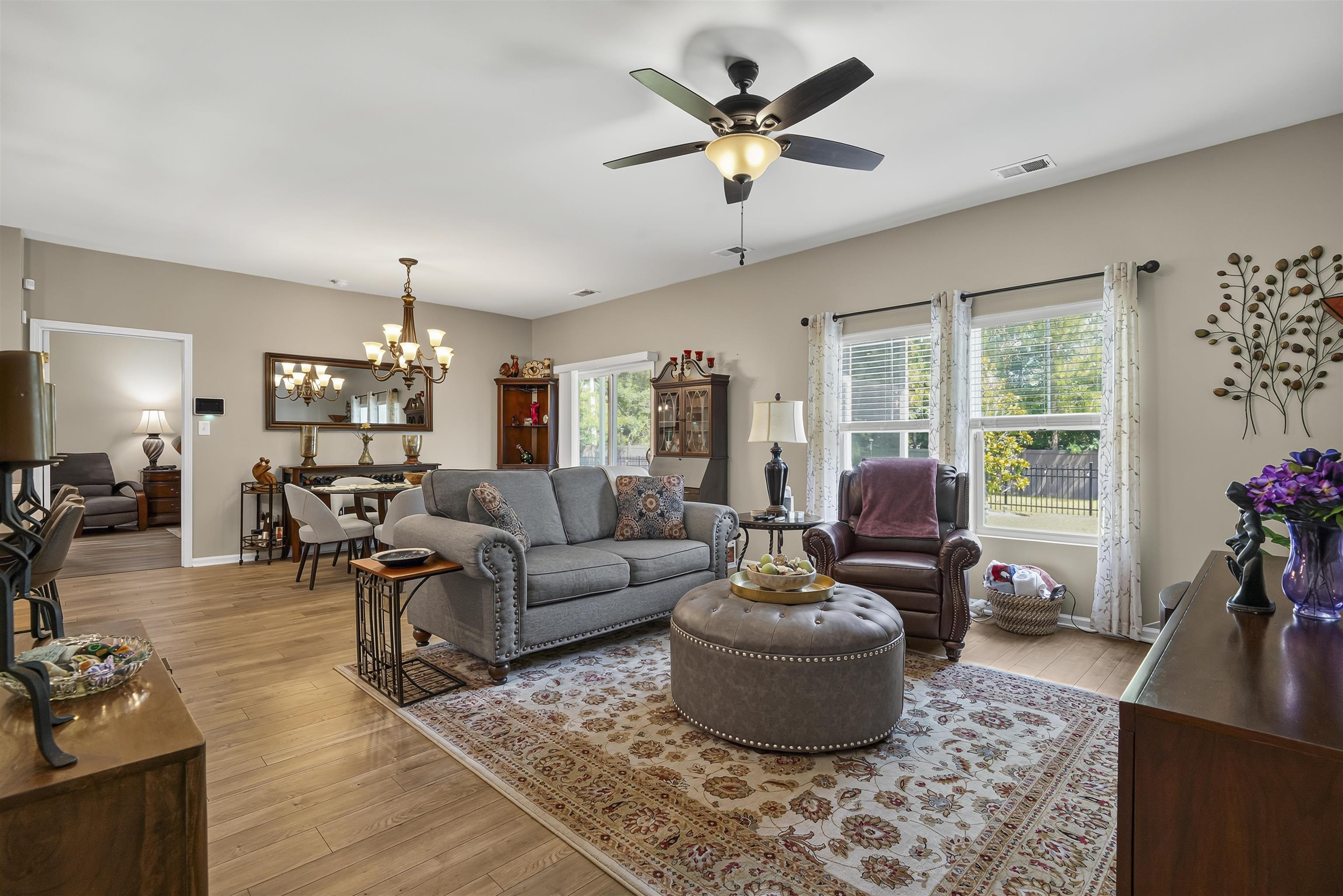 169 Cypress Tree Loop Property Photo 14