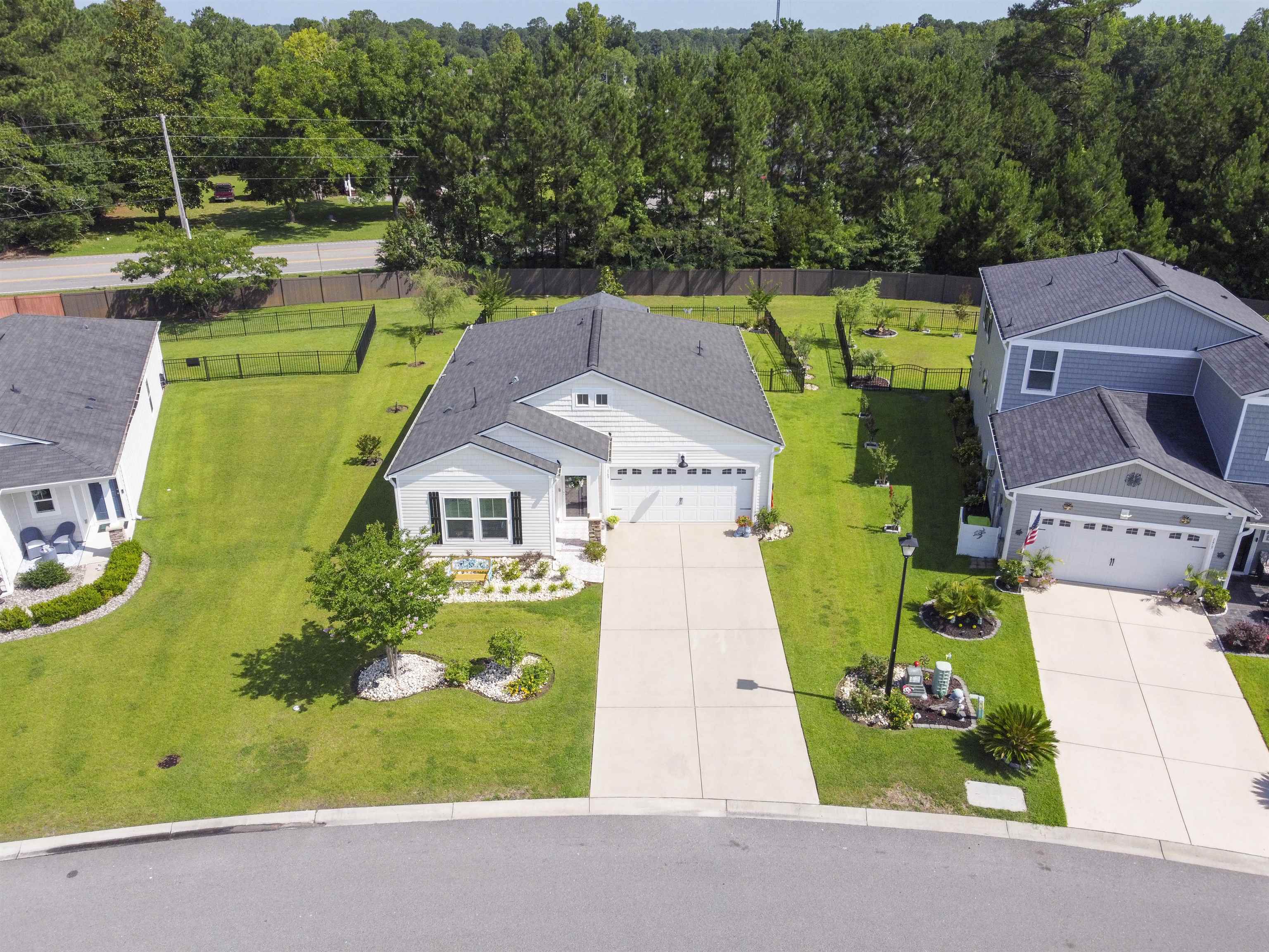 169 Cypress Tree Loop Property Photo 36
