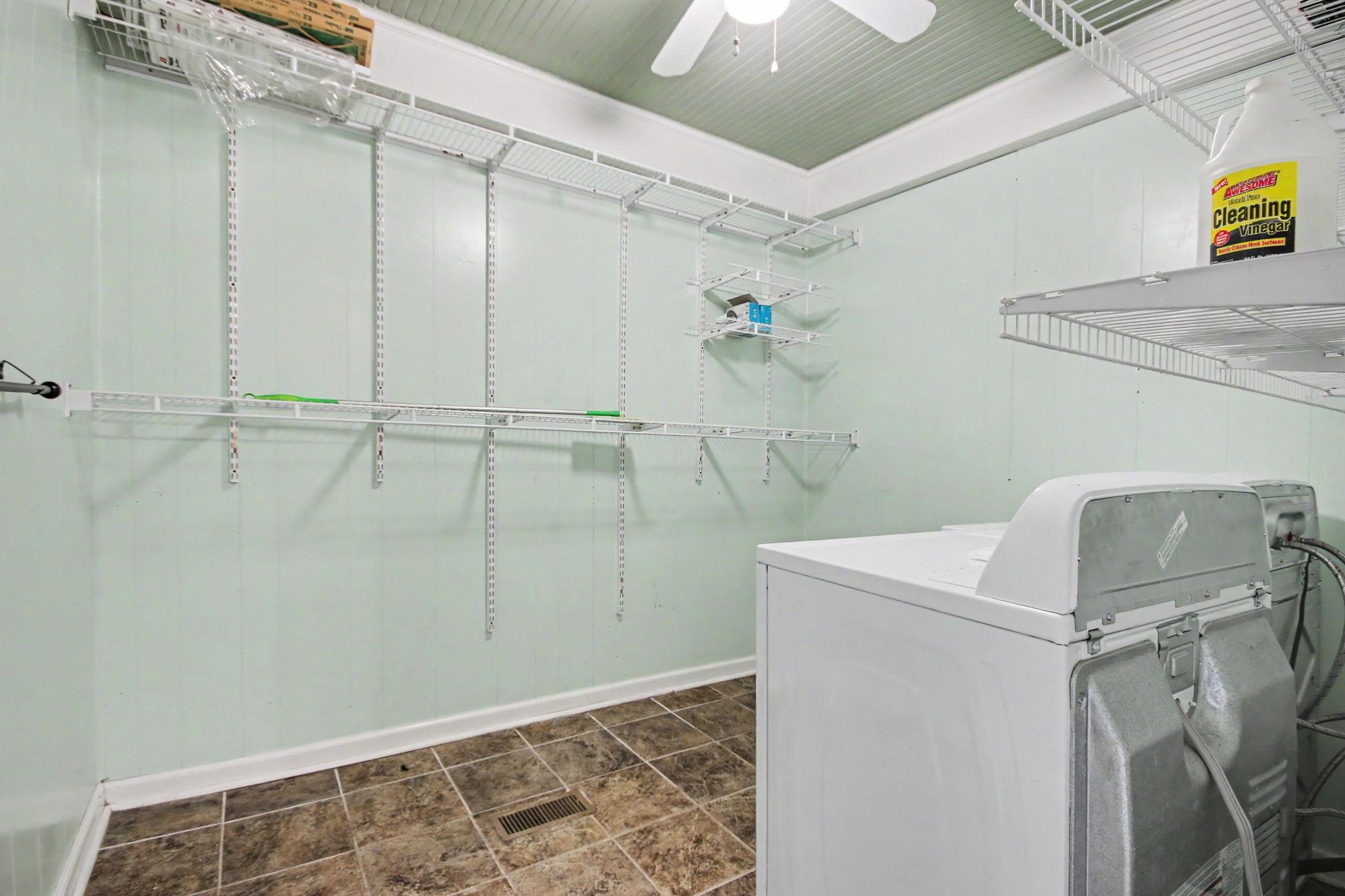 321 Park St. Property Photo 7