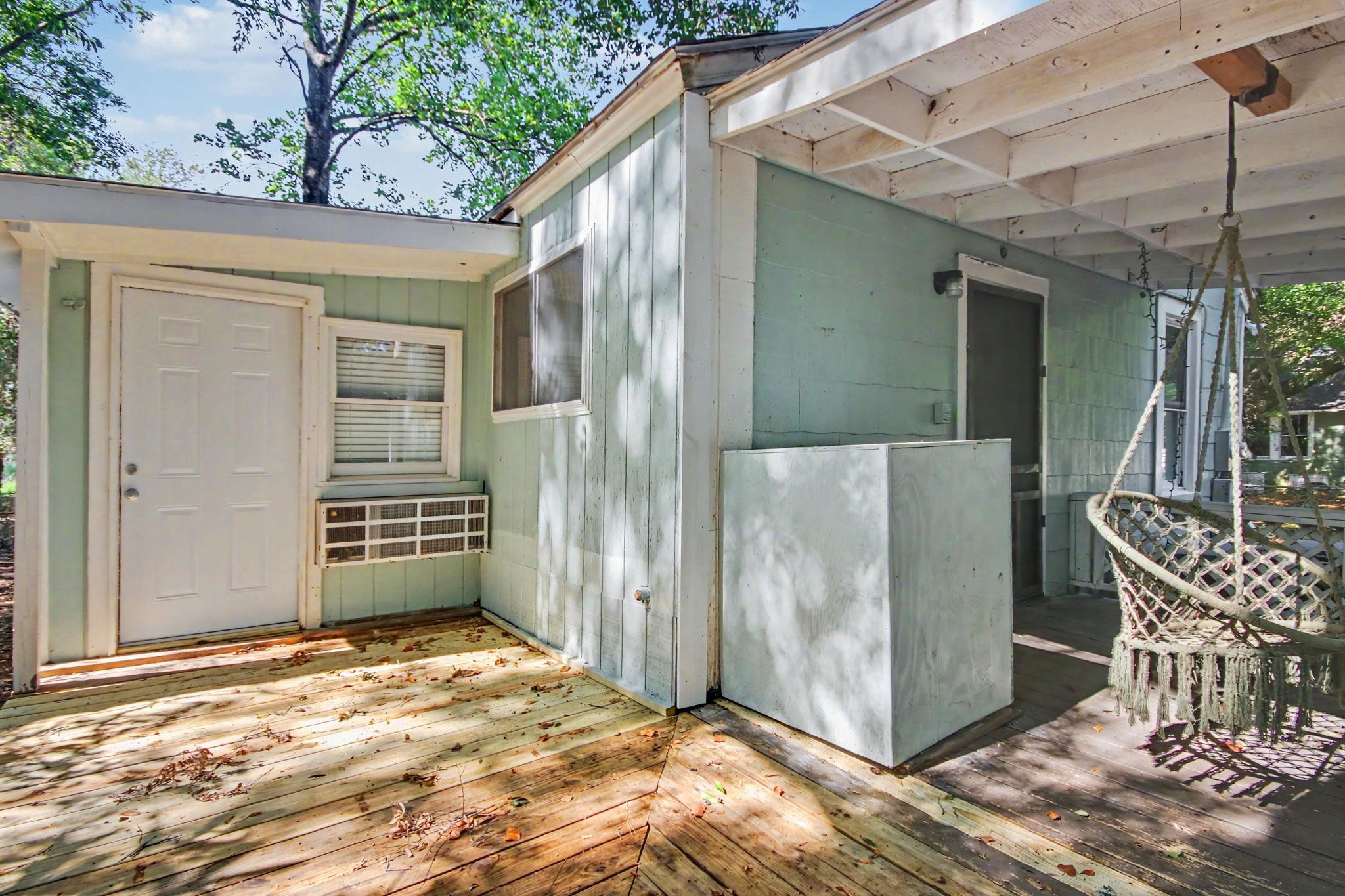 321 Park St. Property Photo 23