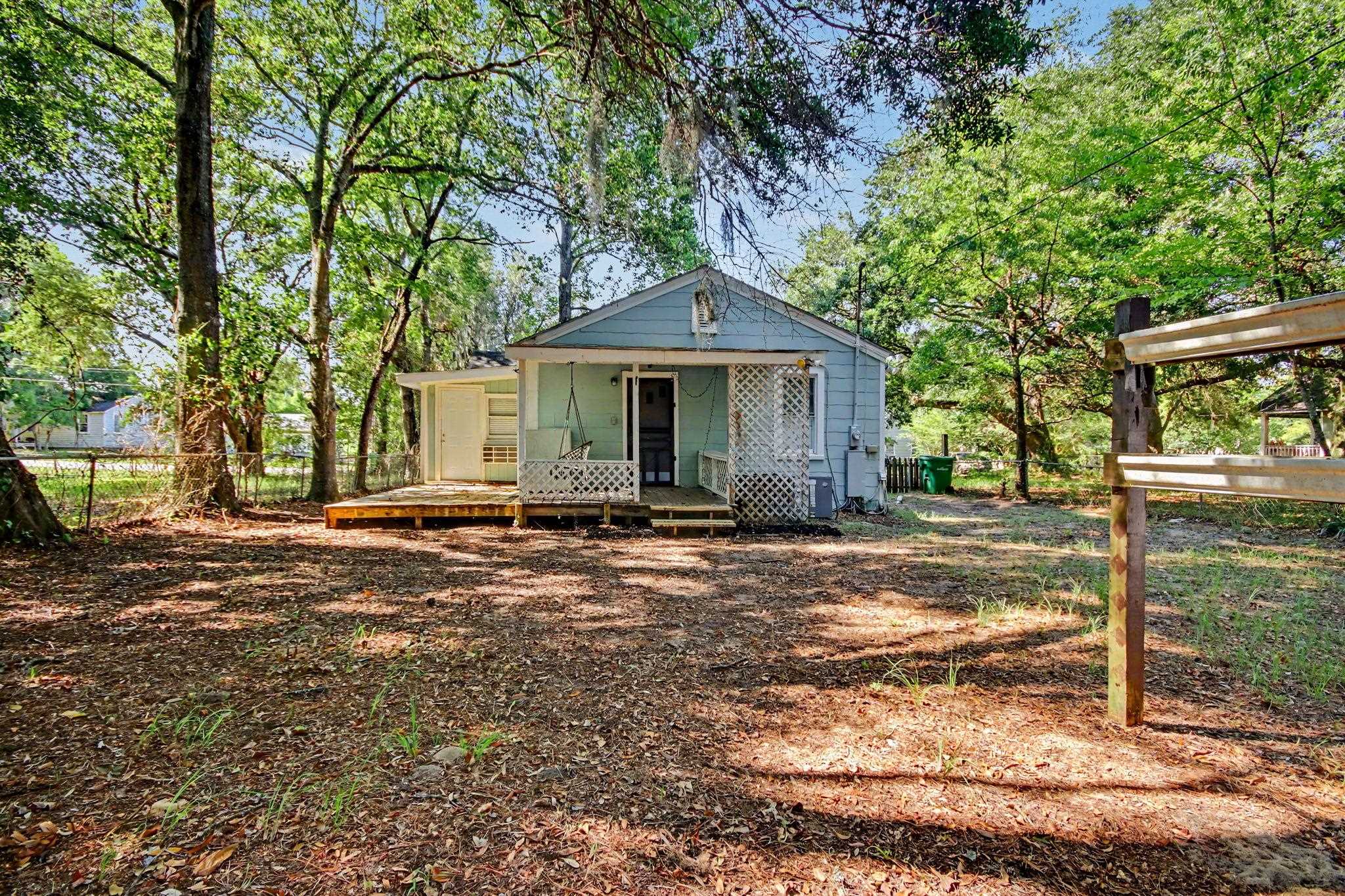 321 Park St. Property Photo 27