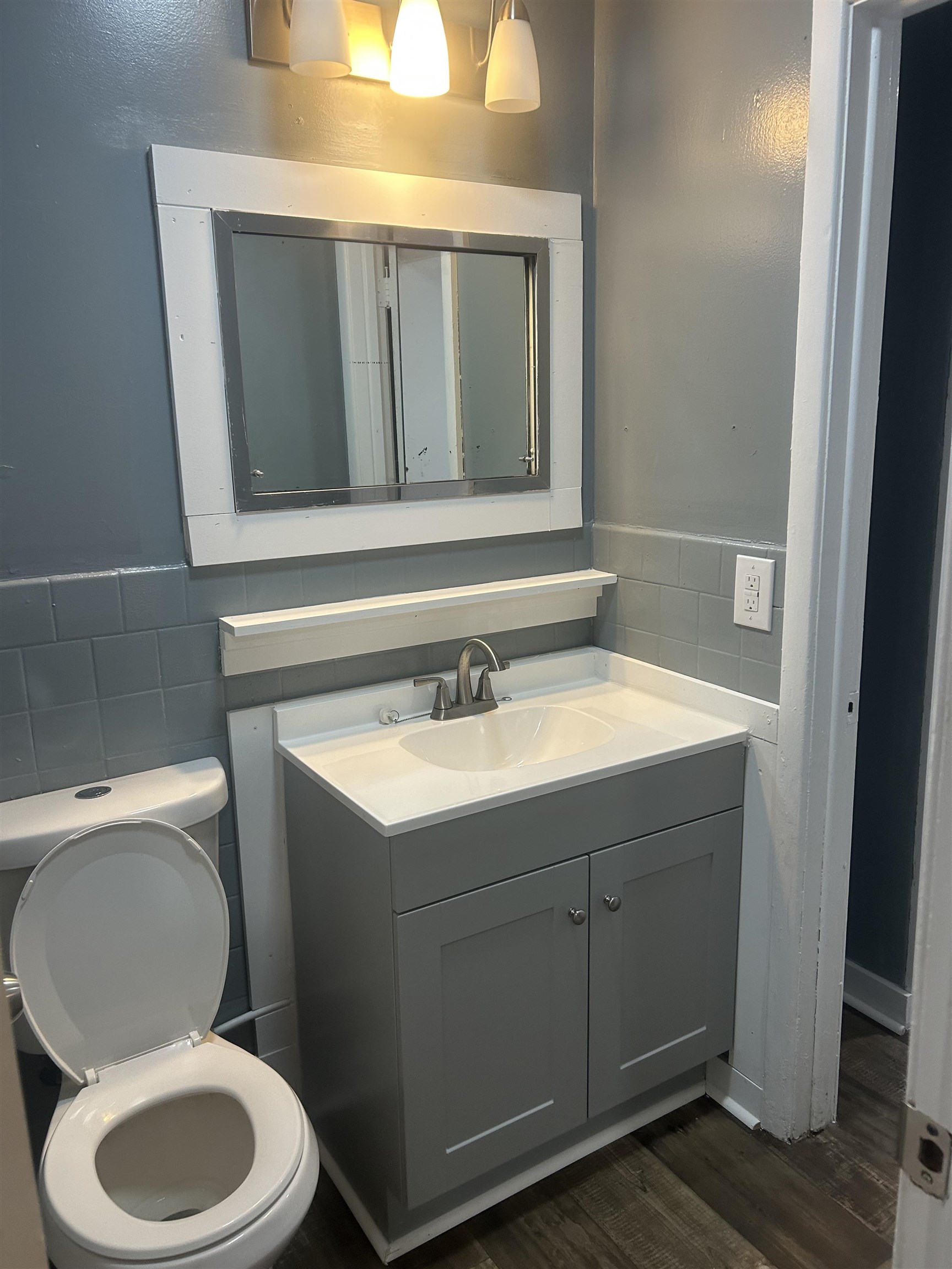802 Esther St. Property Photo 15