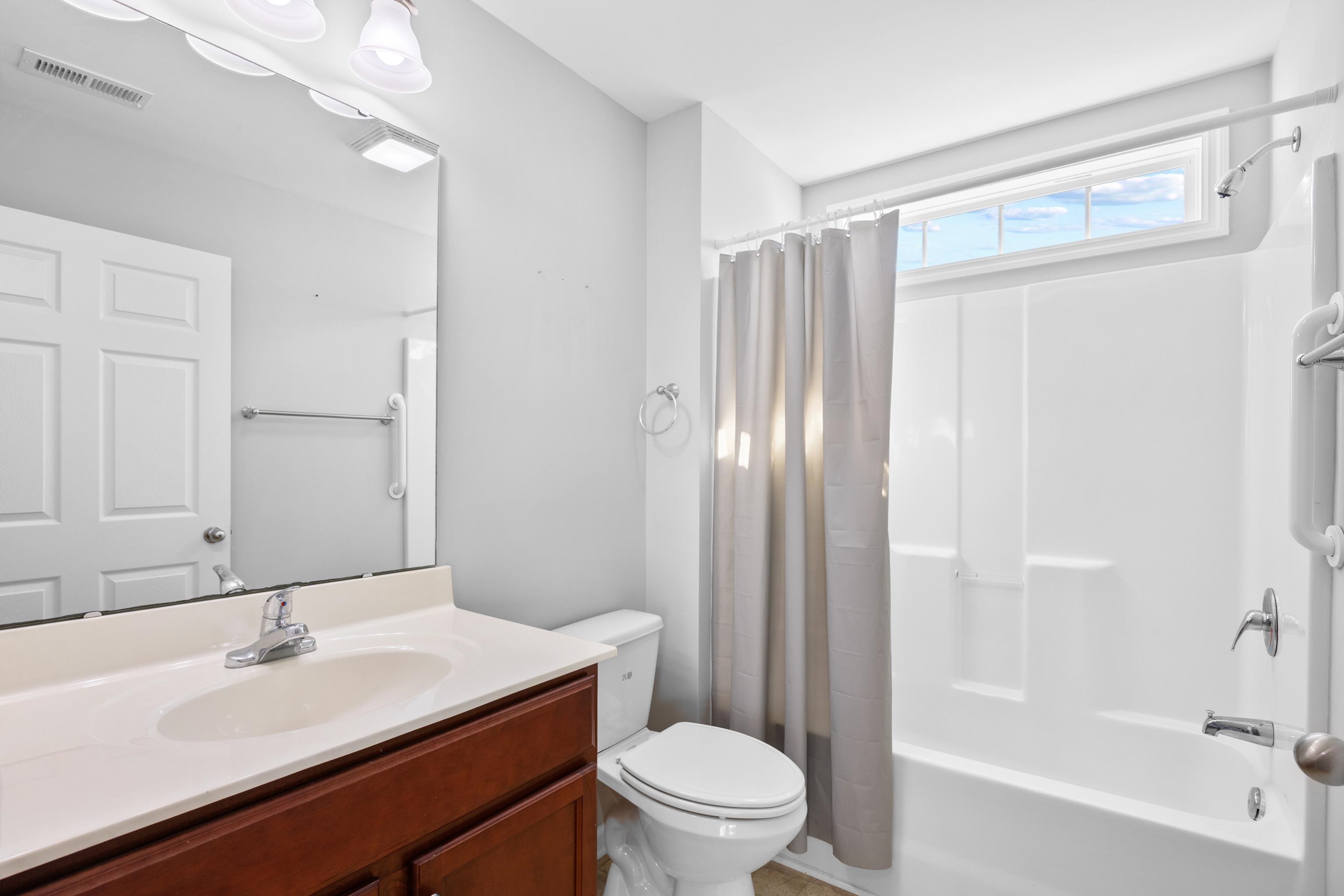 1233 Dunraven Ct. Property Photo 7
