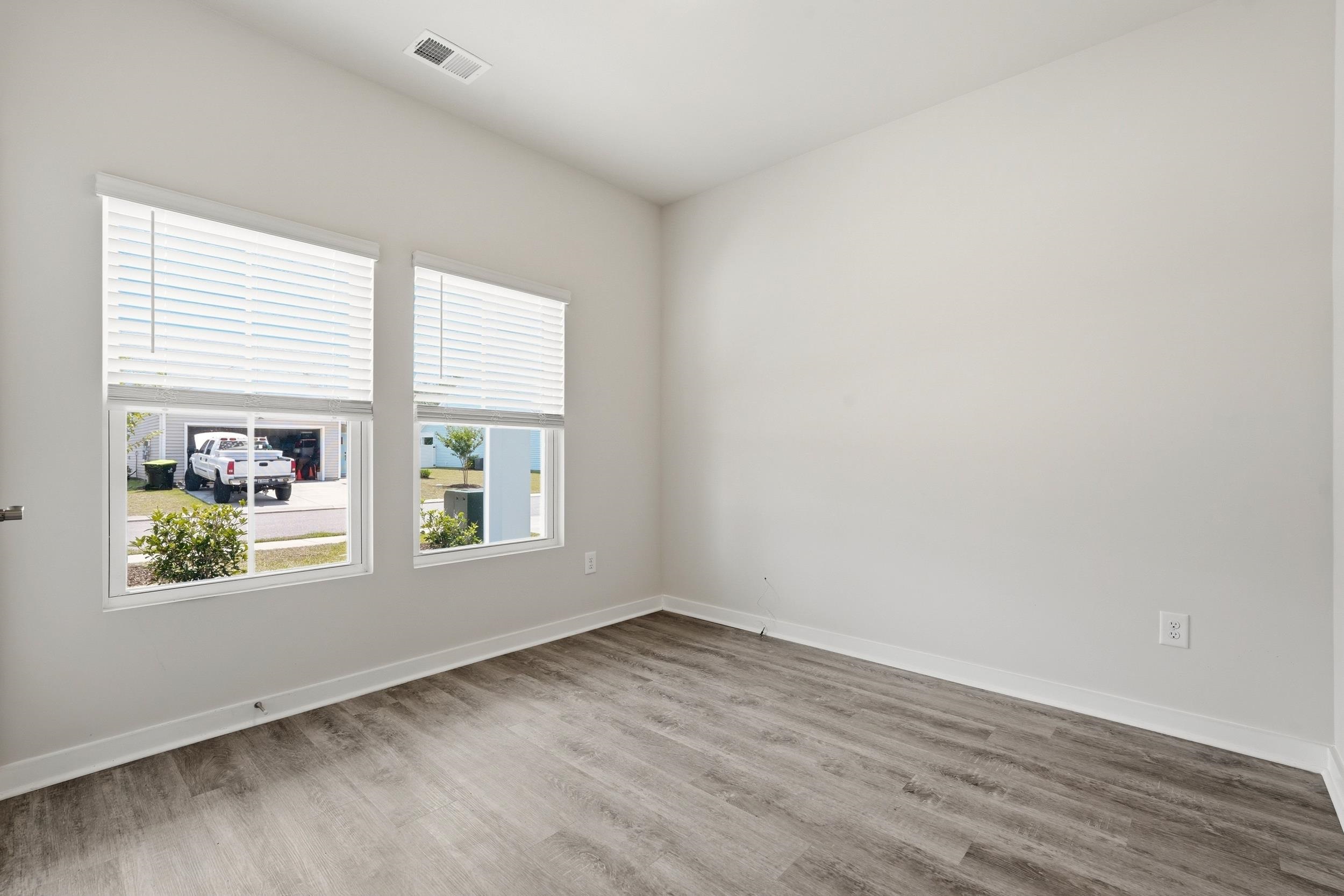 210 Autumn Olive Place Property Photo 15