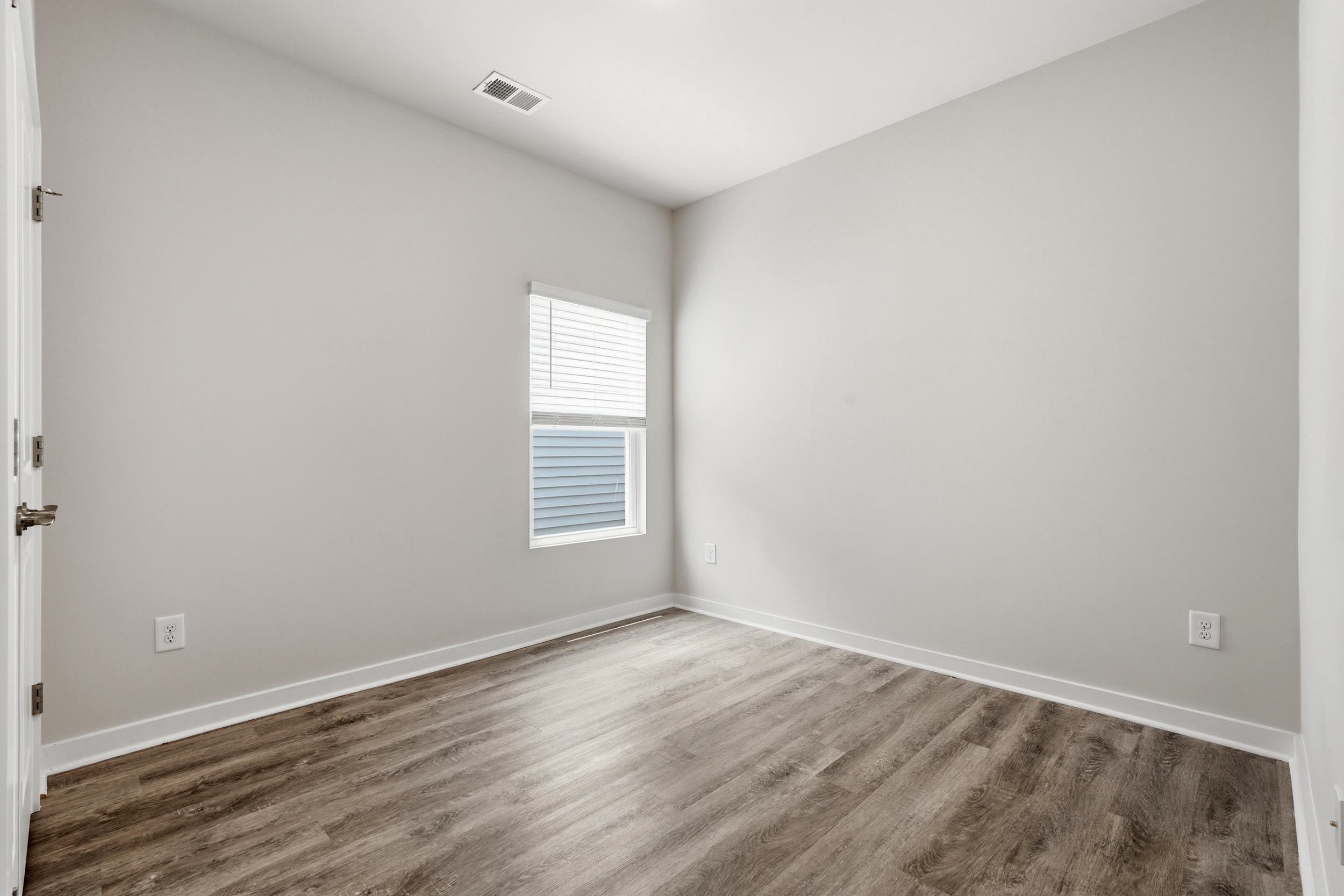 210 Autumn Olive Place Property Photo 18