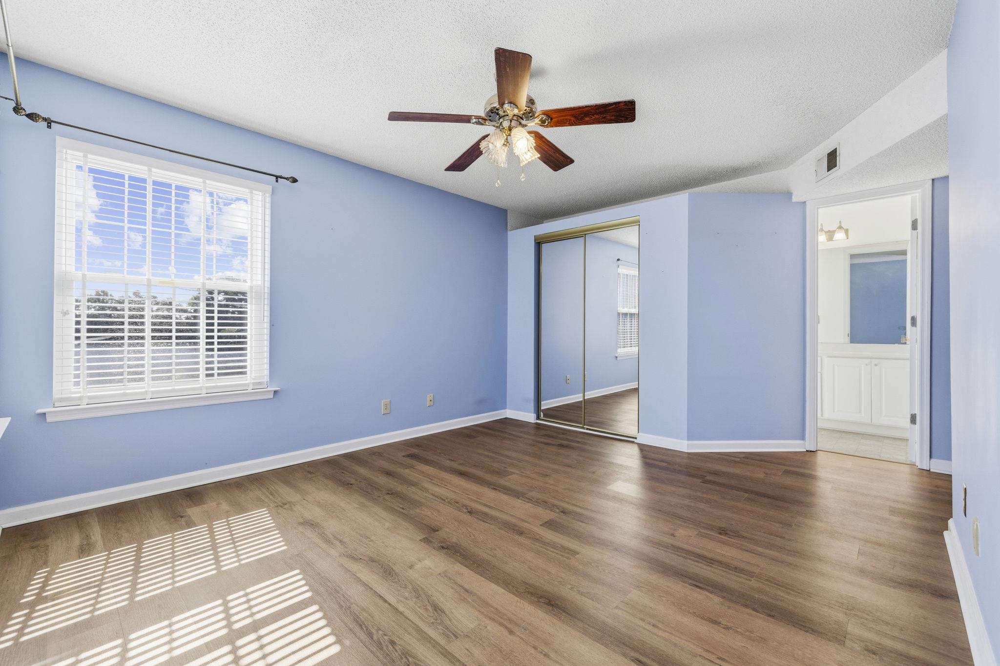 2181 Clearwater Dr. Property Photo 14