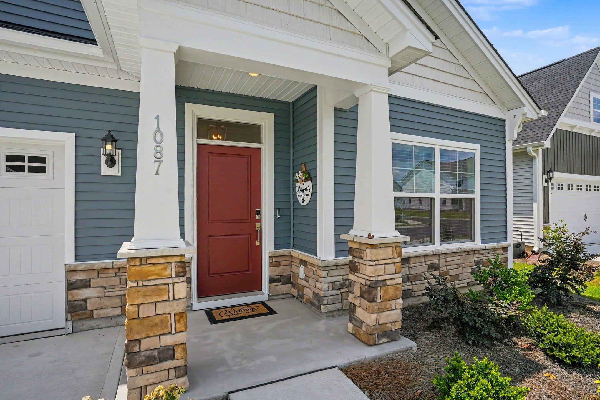 1087 Laconic Dr. Property Photo 3