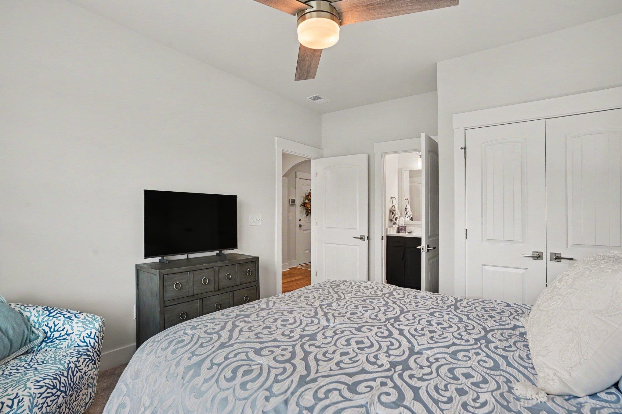 1087 Laconic Dr. Property Photo 21