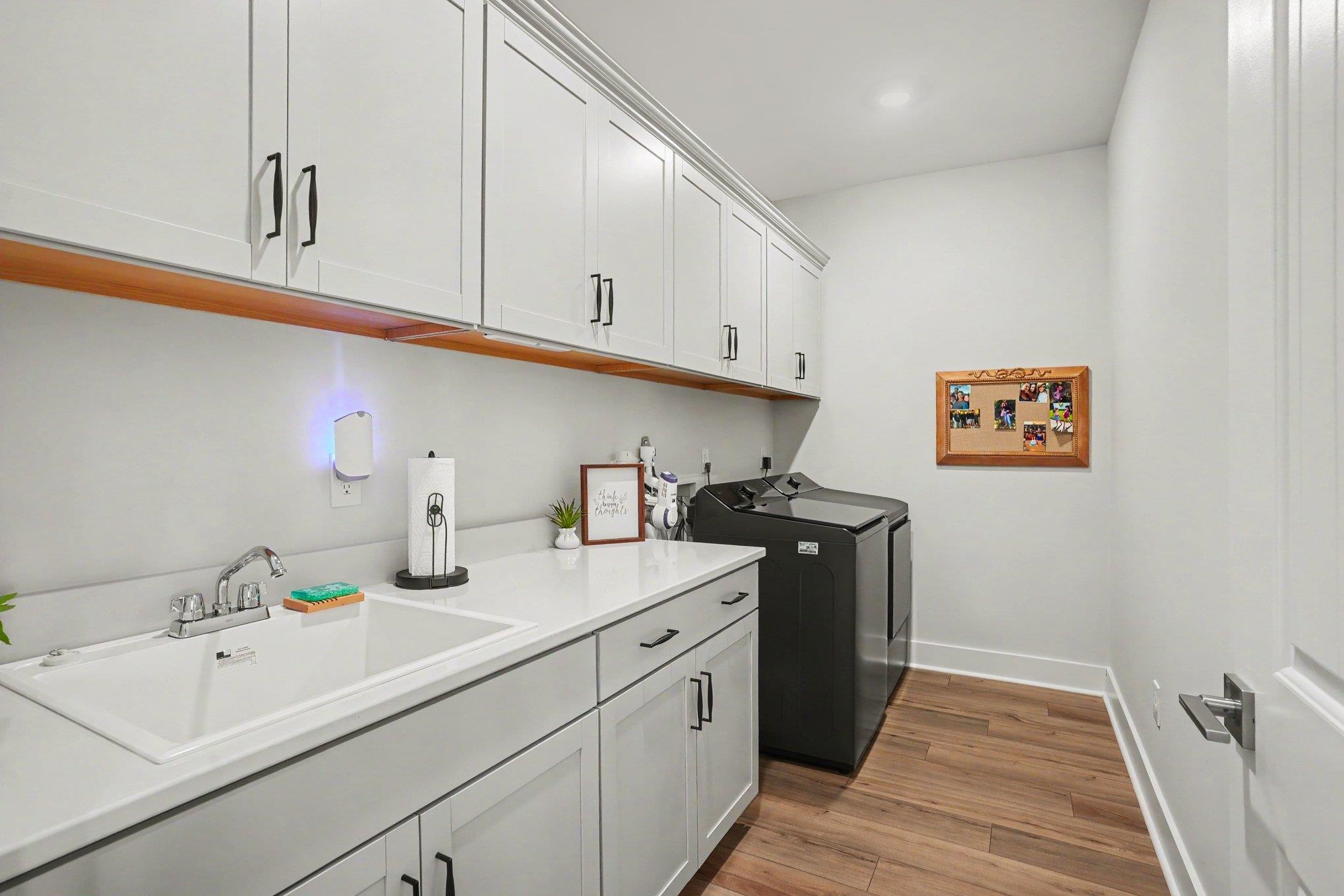 1087 Laconic Dr. Property Photo 26