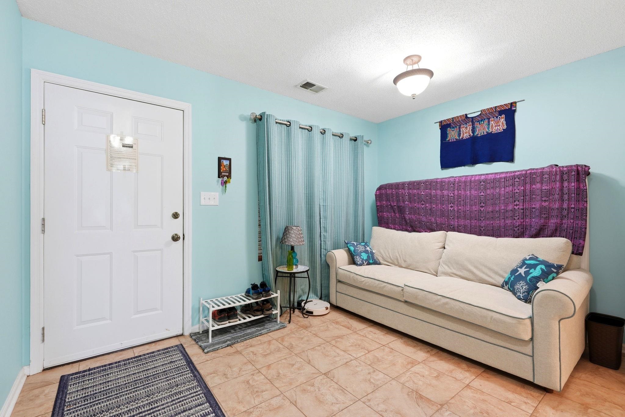 1095 W Plantation Dr. Property Photo 23