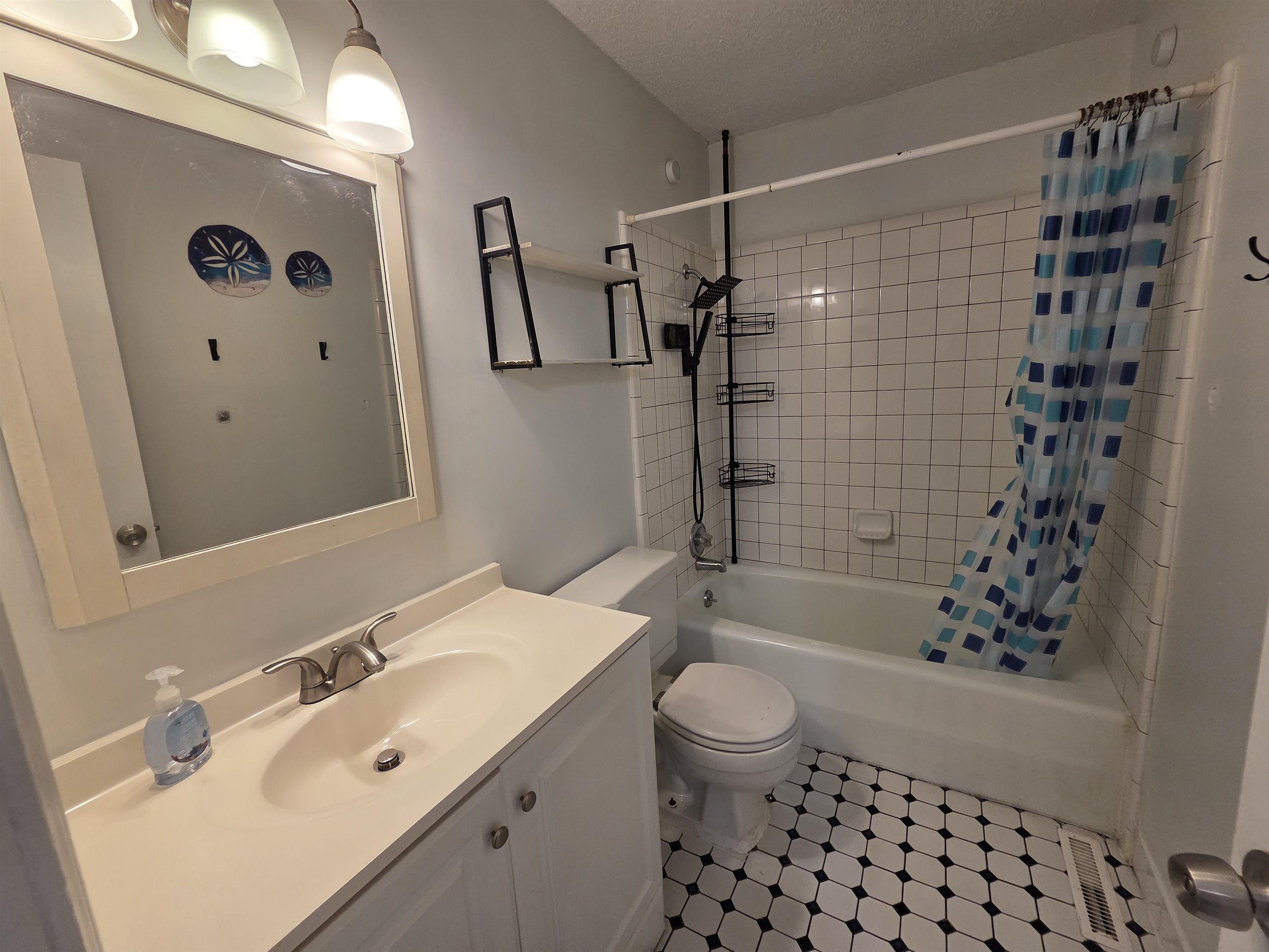 1025 Carolina Rd. Property Photo 18