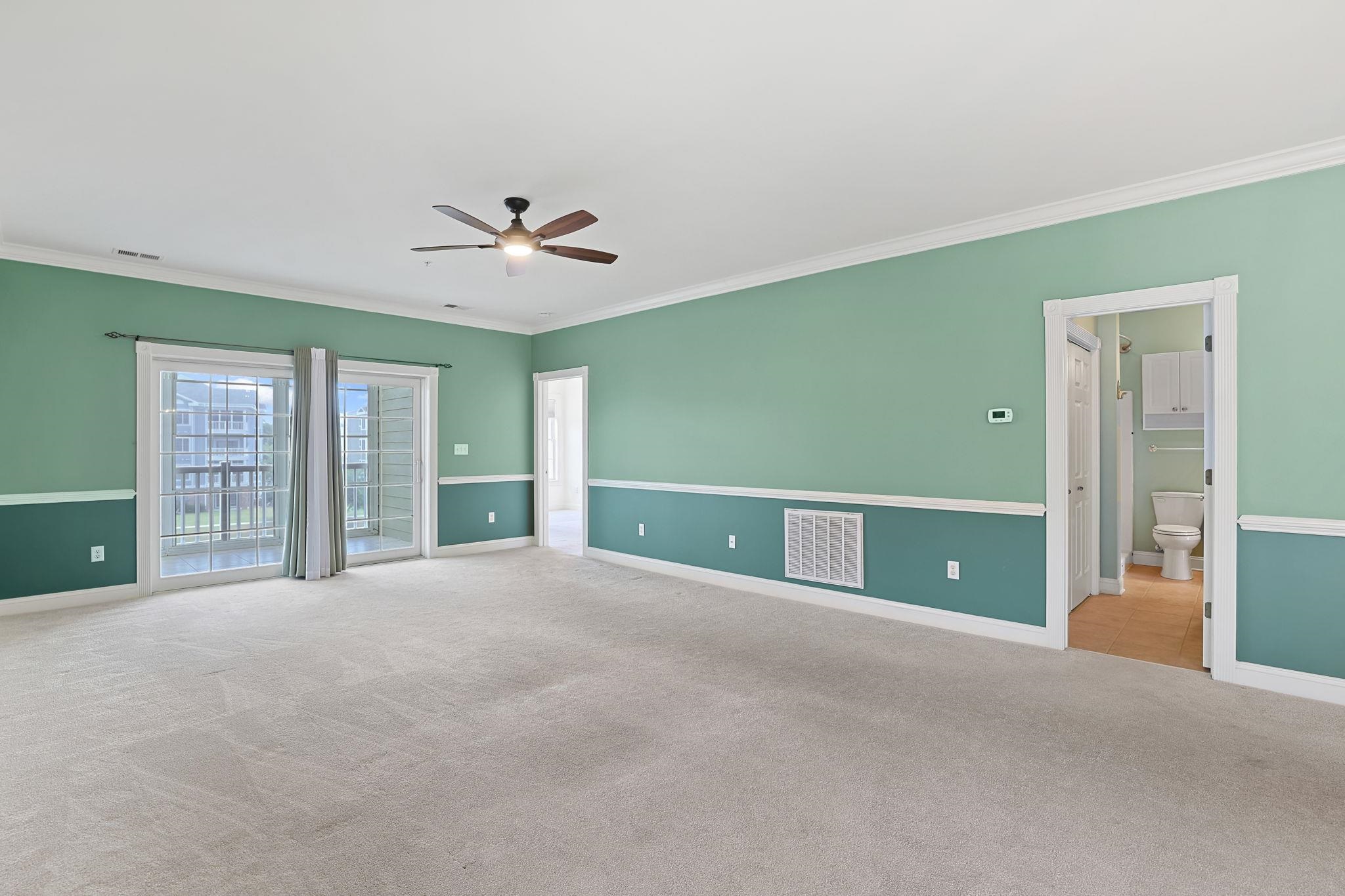 4875 Luster Leaf Circle Property Photo 3