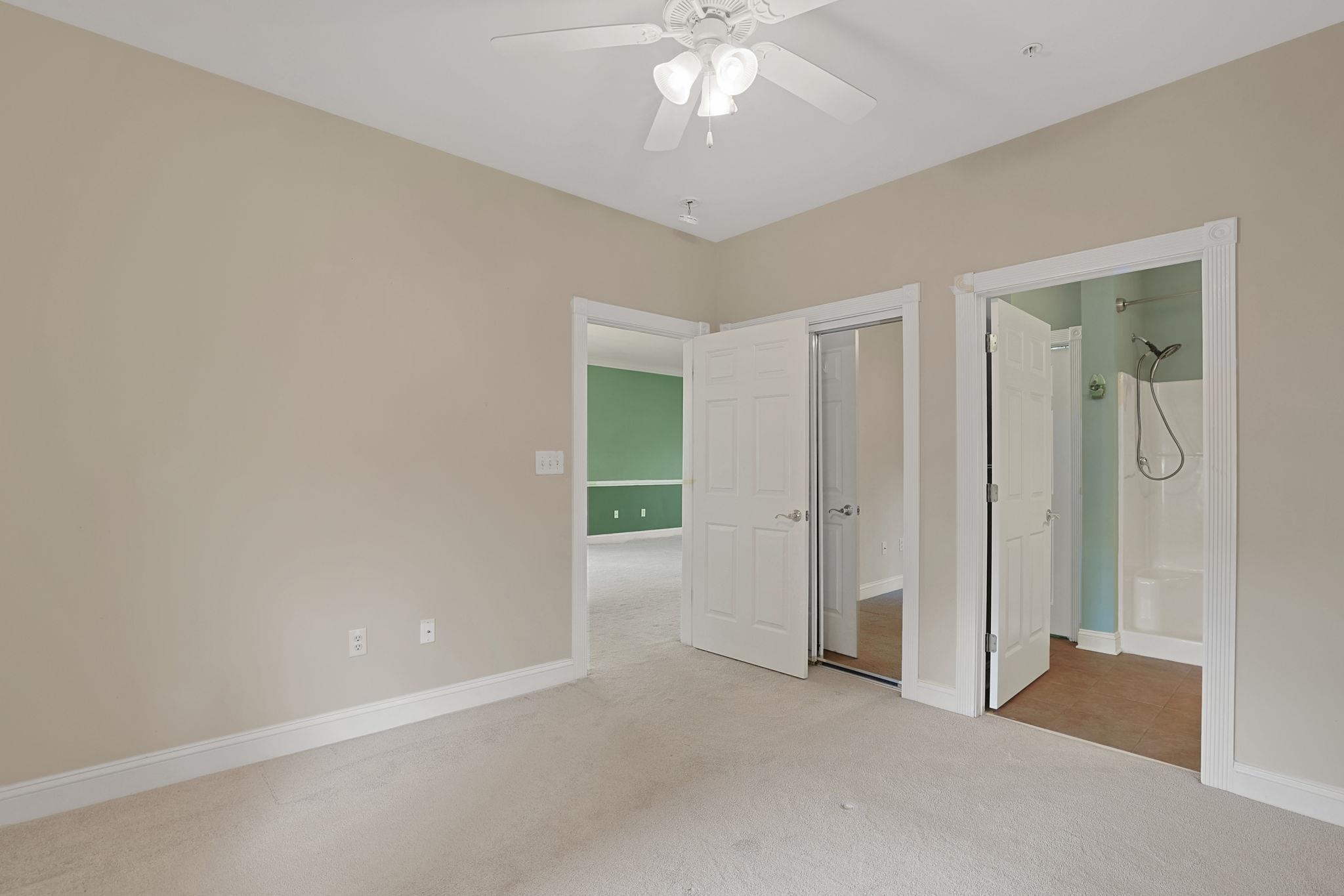 4875 Luster Leaf Circle Property Photo 21