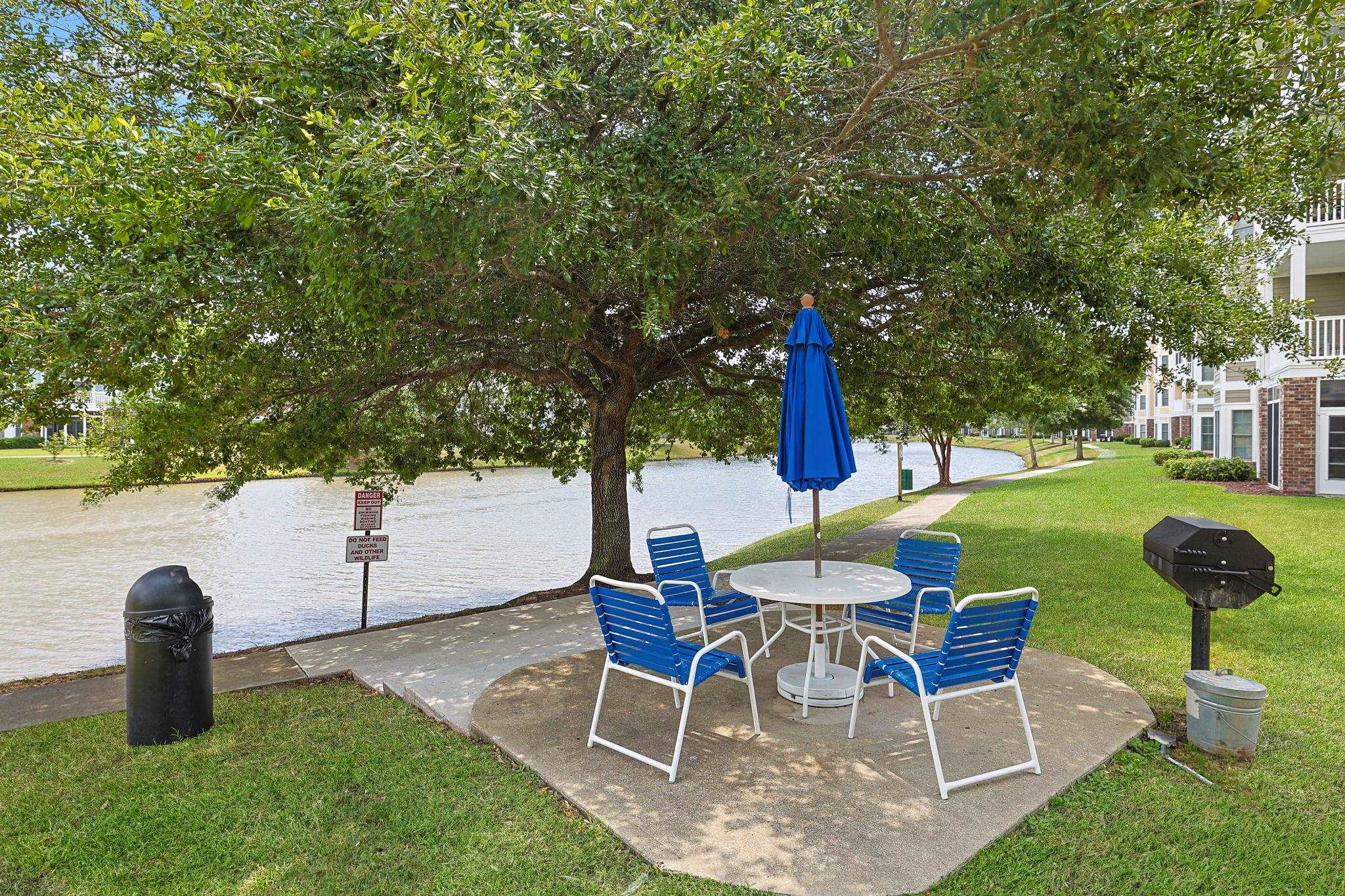 4875 Luster Leaf Circle Property Photo 32