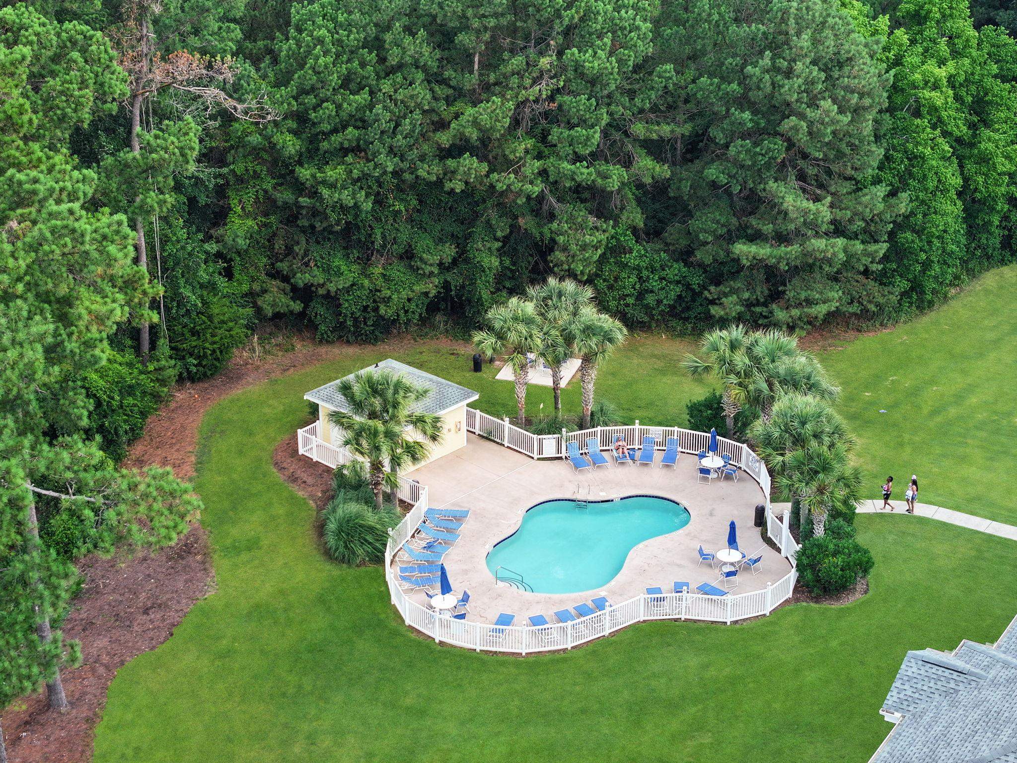 4875 Luster Leaf Circle Property Photo 34