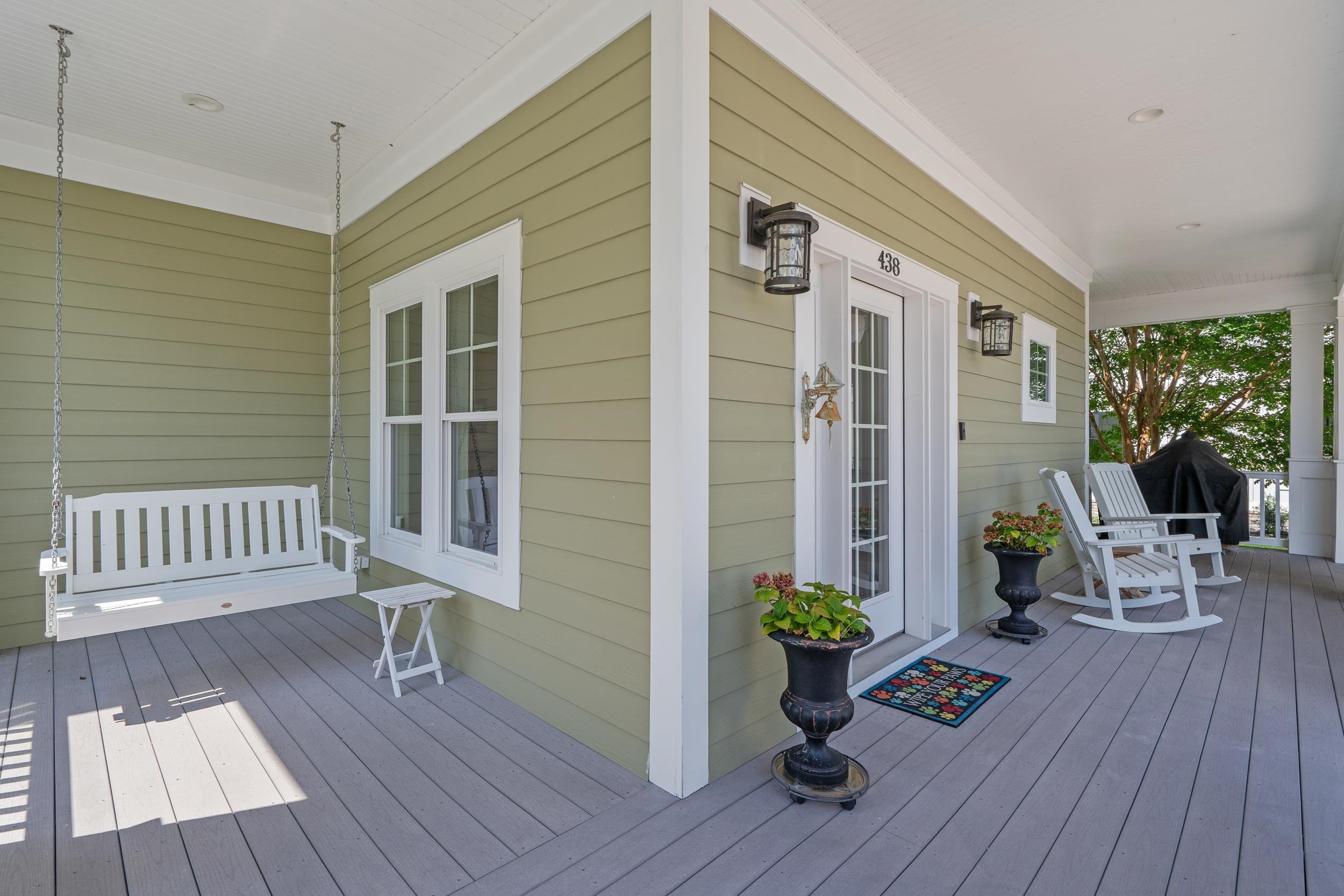 438 Seabury Ln. Property Photo 5