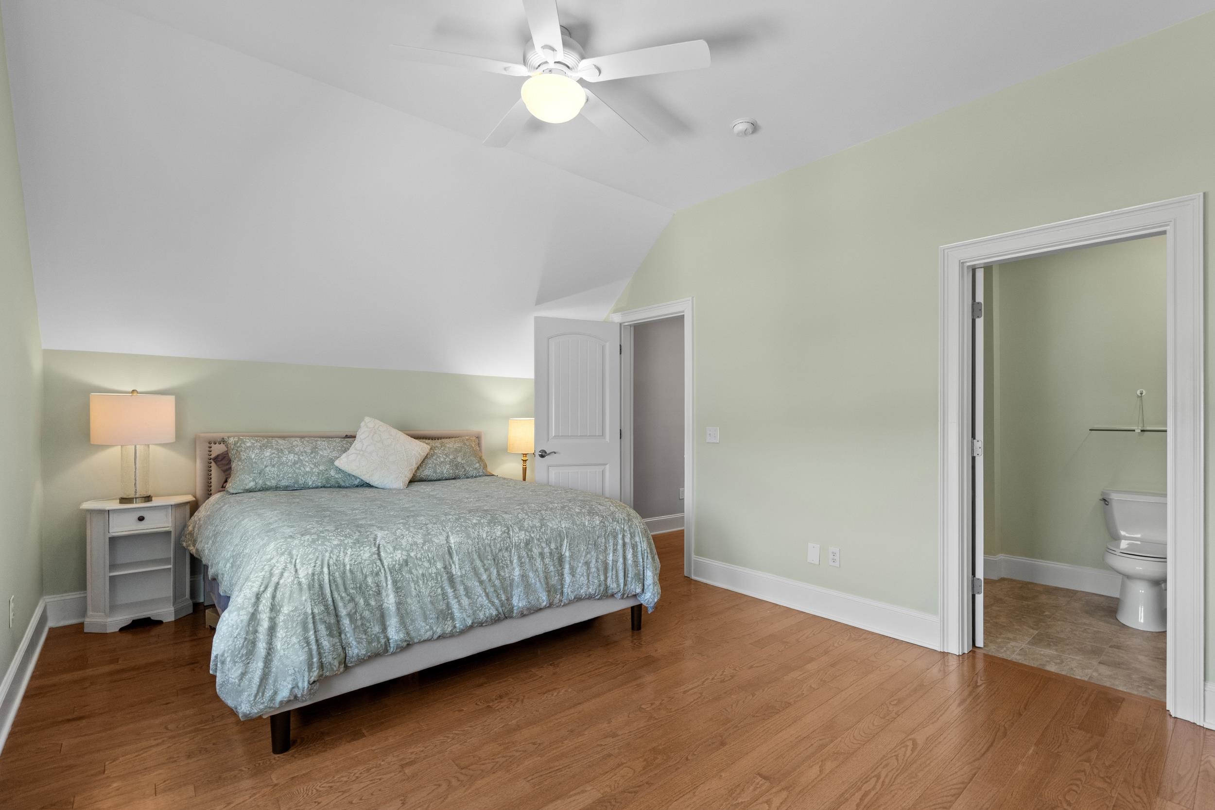 438 Seabury Ln. Property Photo 35