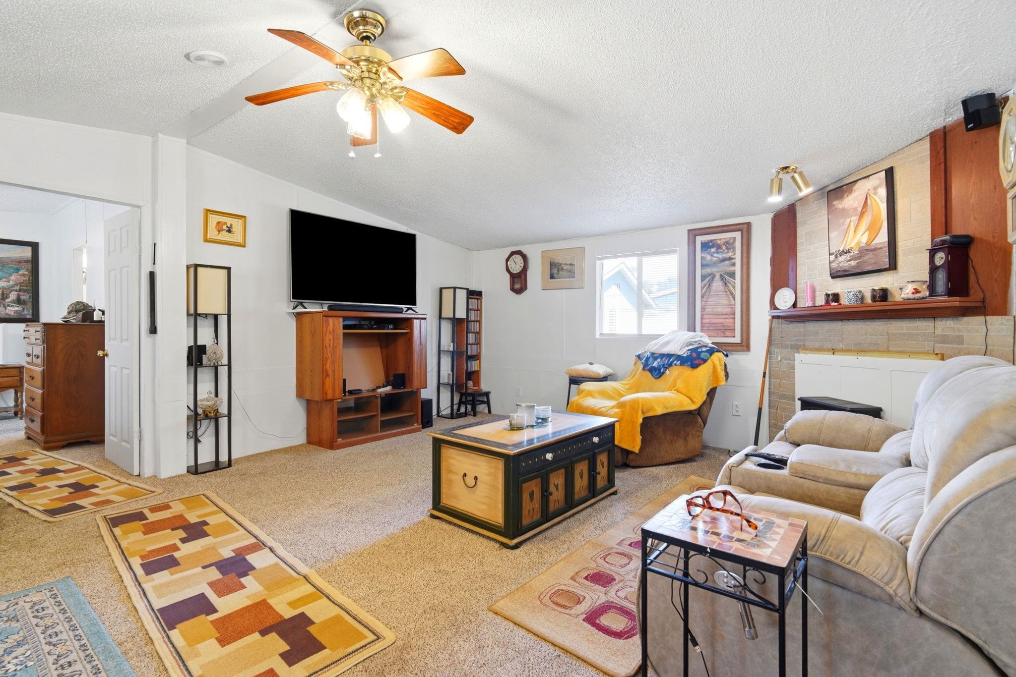 745 River Cliff Dr. Property Photo 11