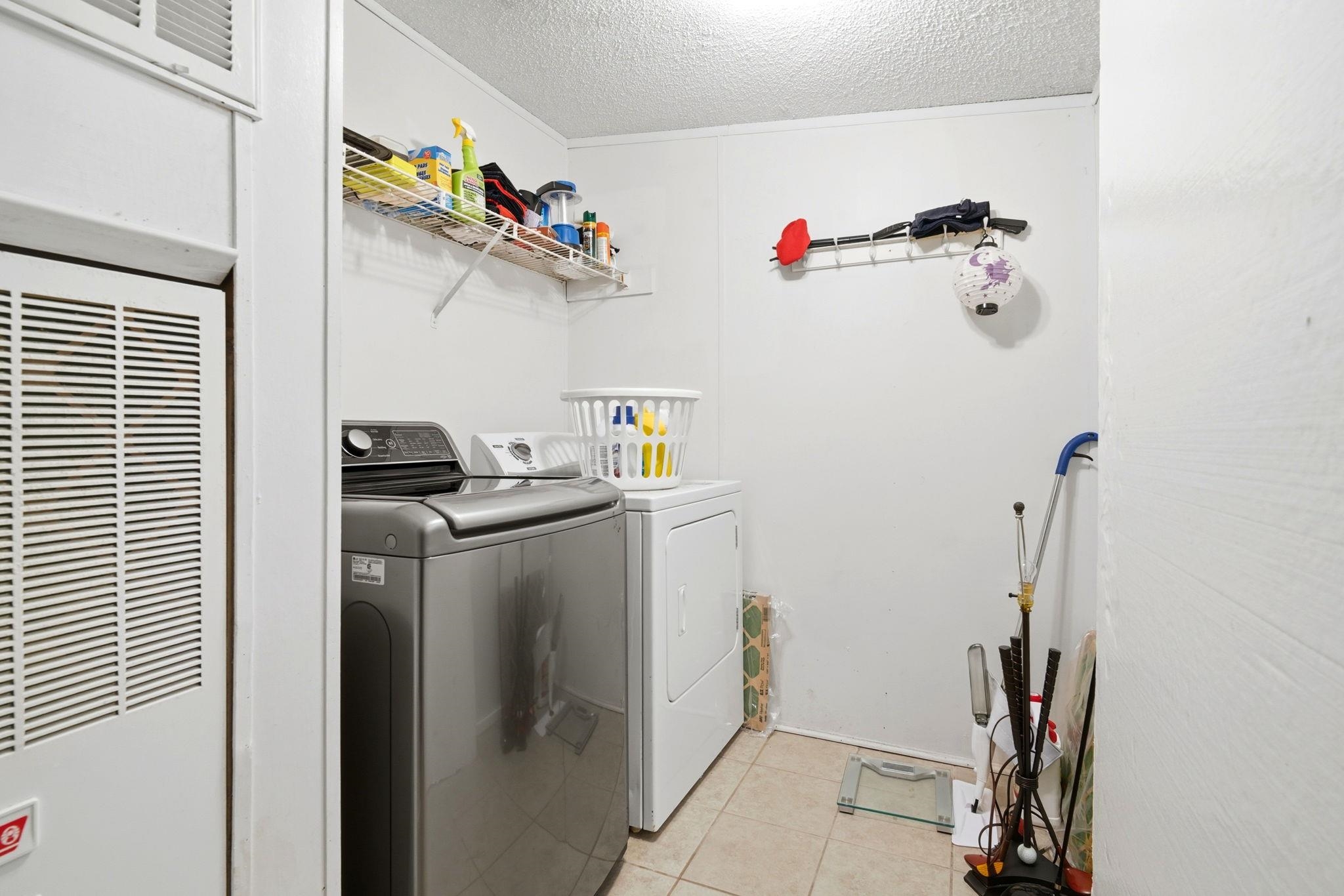 745 River Cliff Dr. Property Photo 20