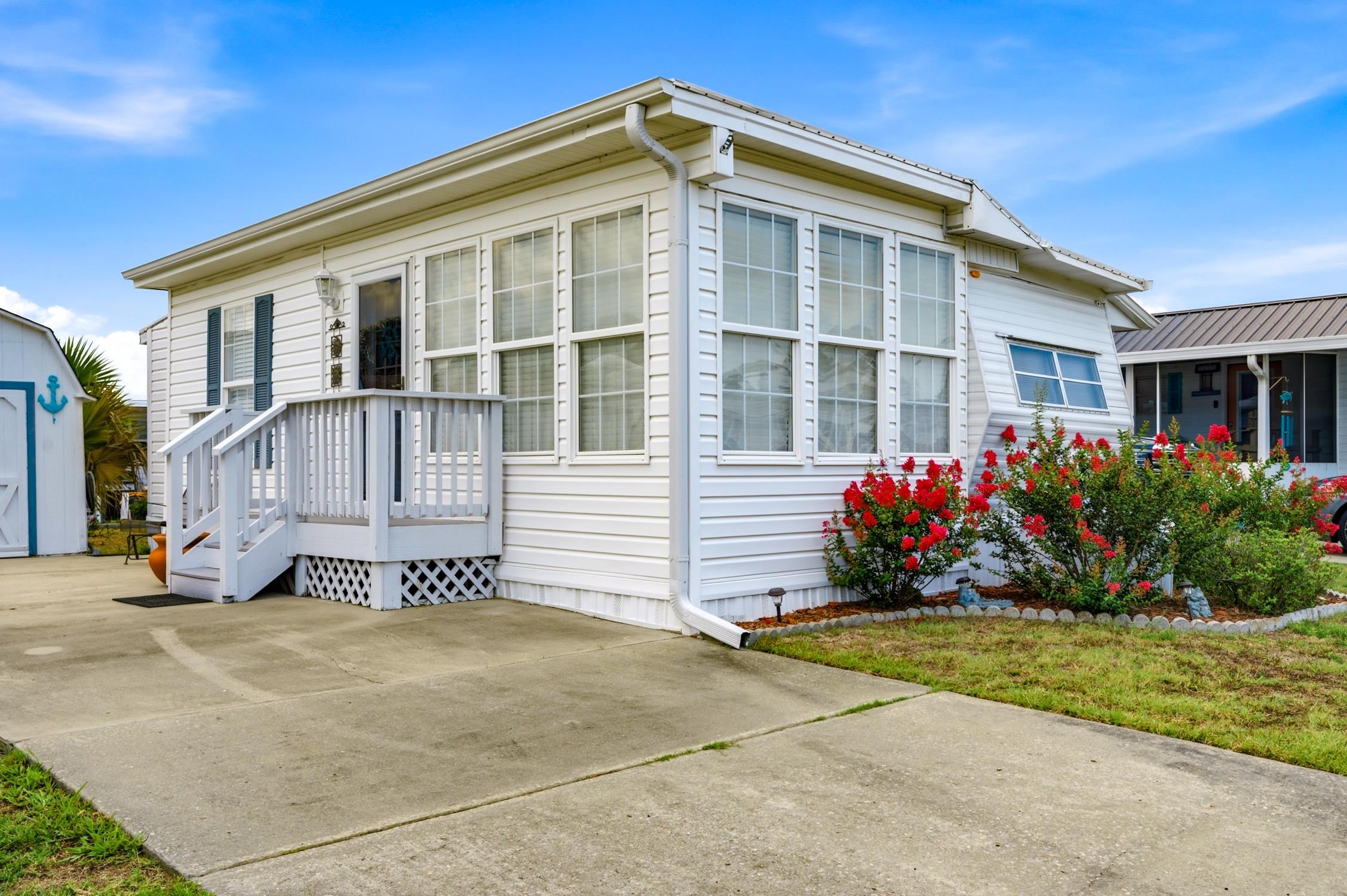 206 High Tide Dr. Property Photo 14