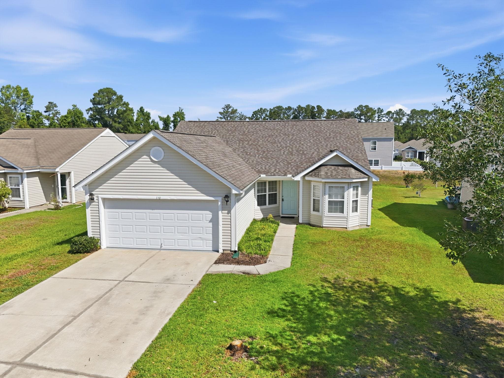 120 Junco Circle Property Photo 1