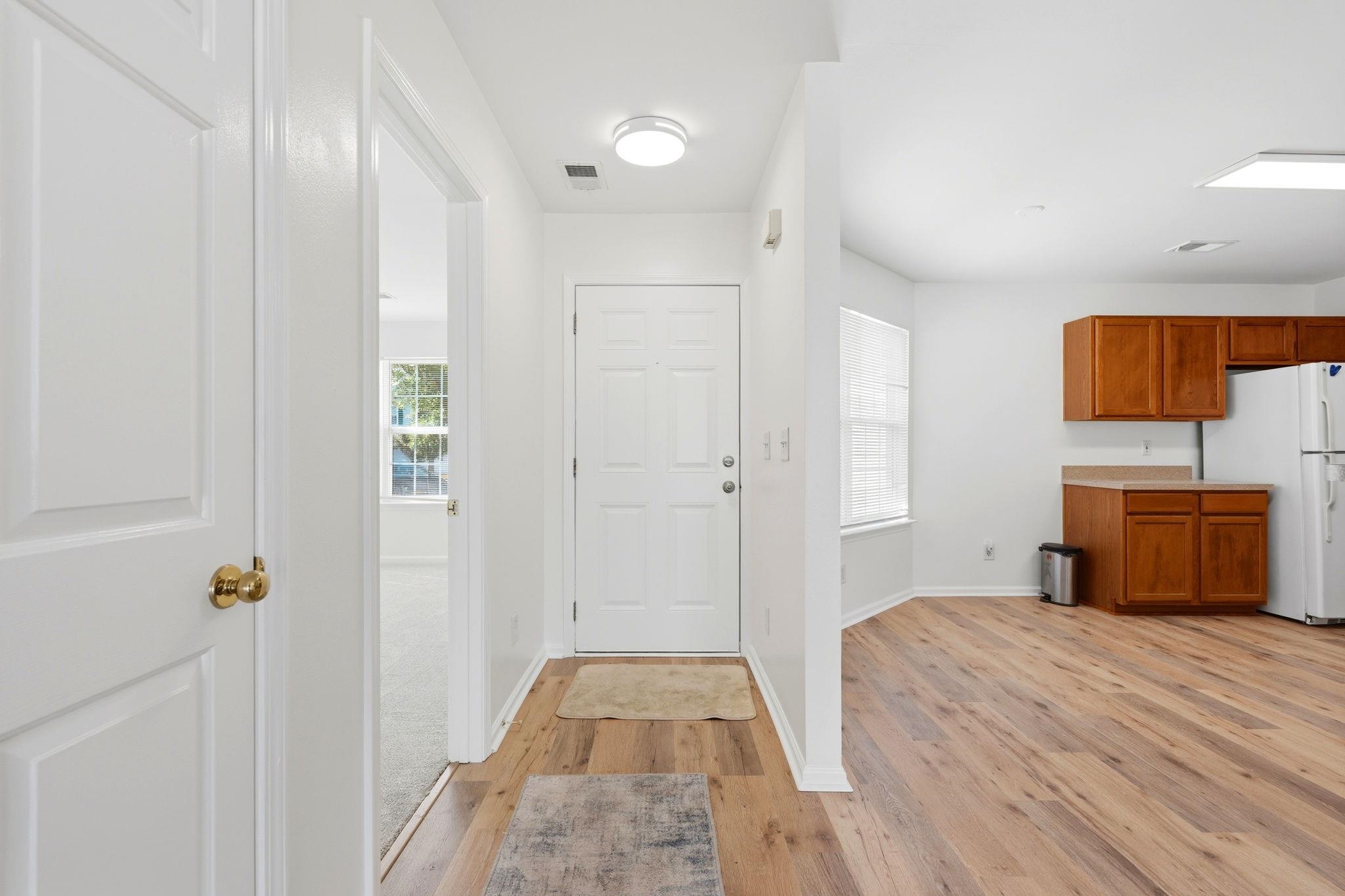 120 Junco Circle Property Photo 8