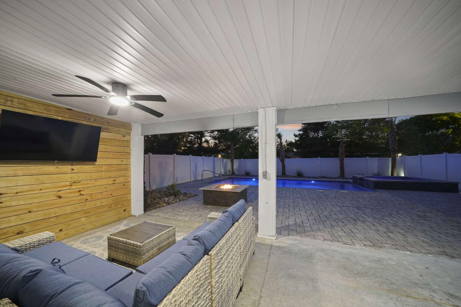 4606 Surf St. Property Photo 8