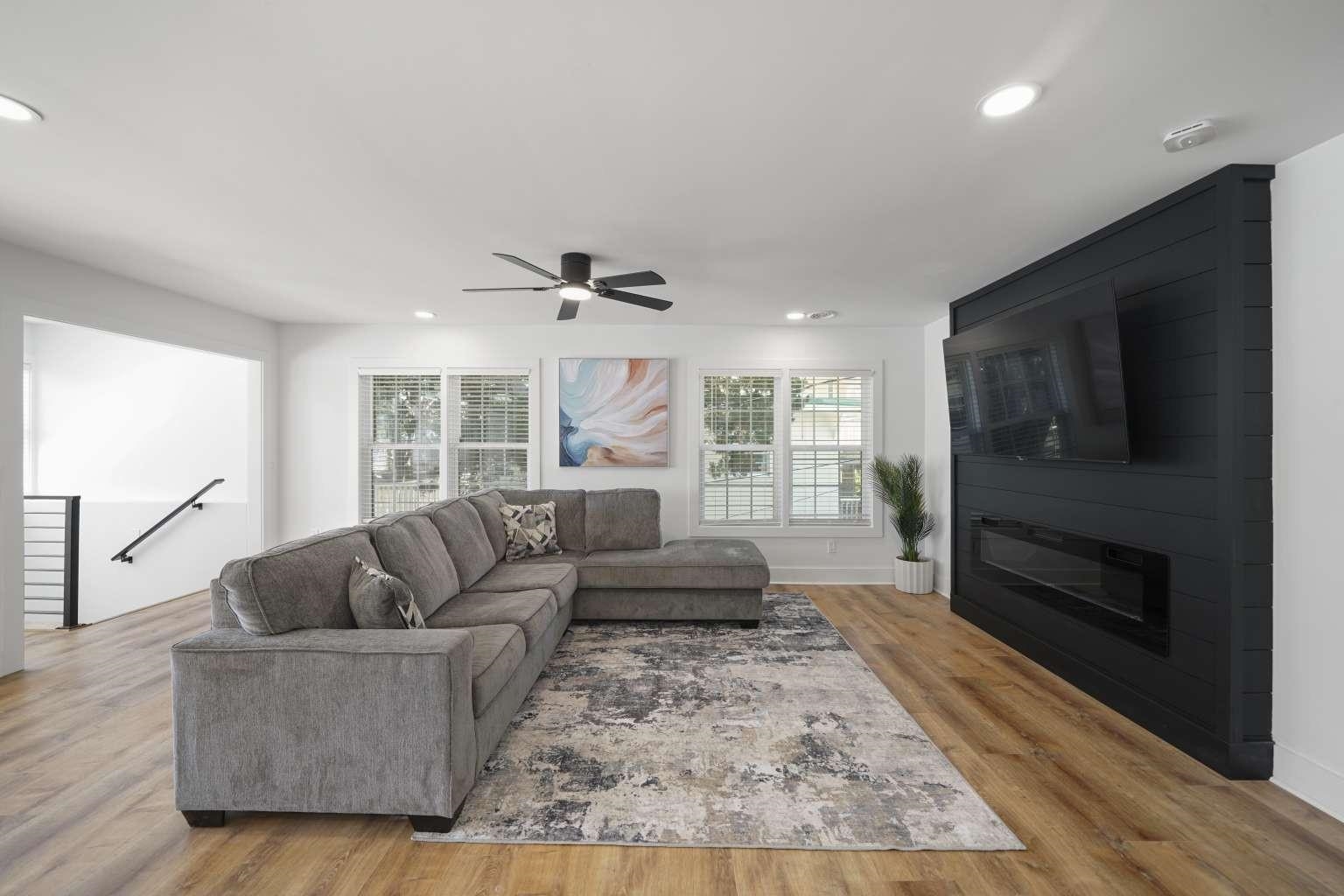 4606 Surf St. Property Photo 21