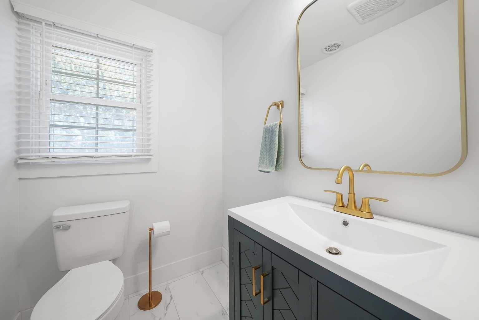 4606 Surf St. Property Photo 28