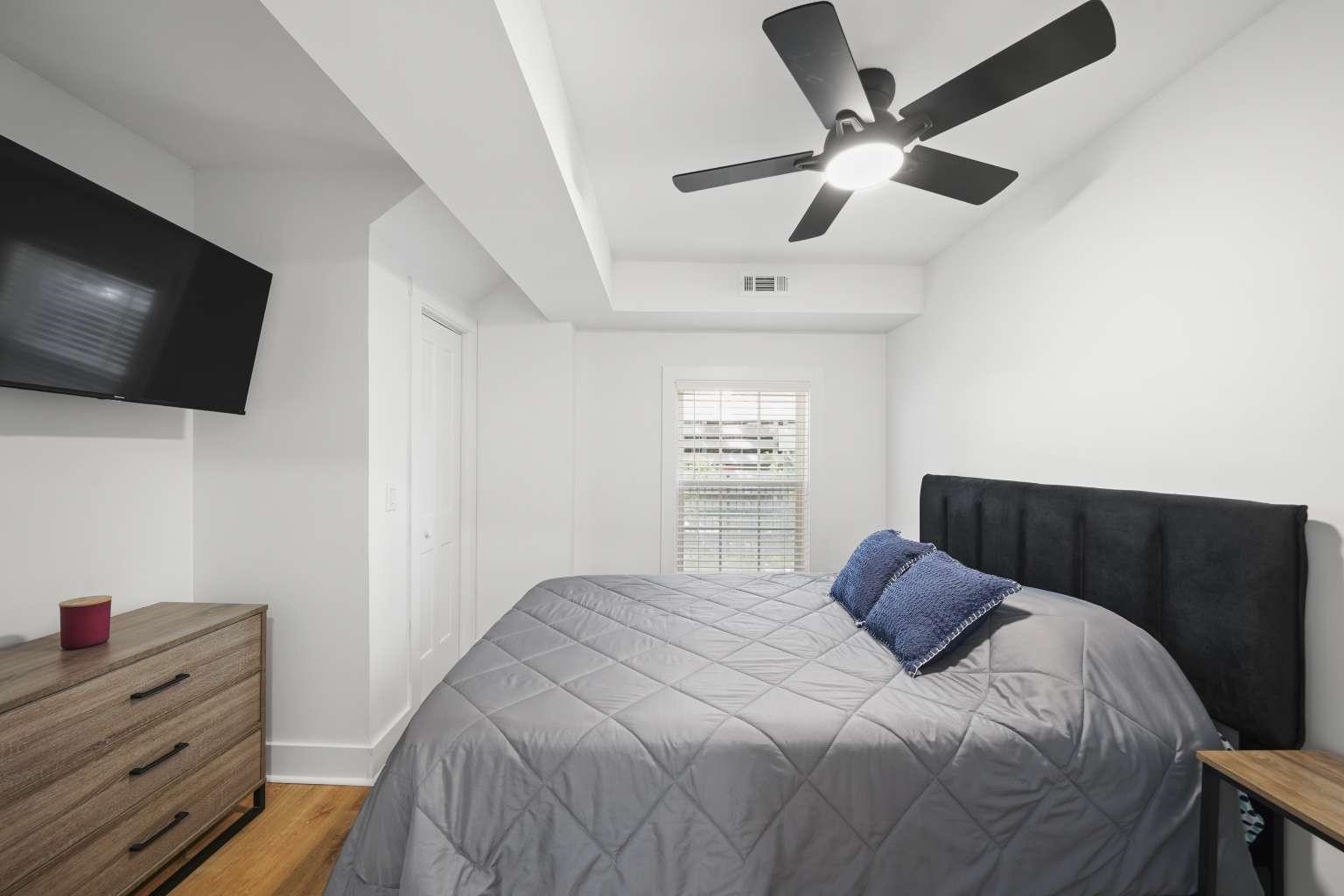 4606 Surf St. Property Photo 31