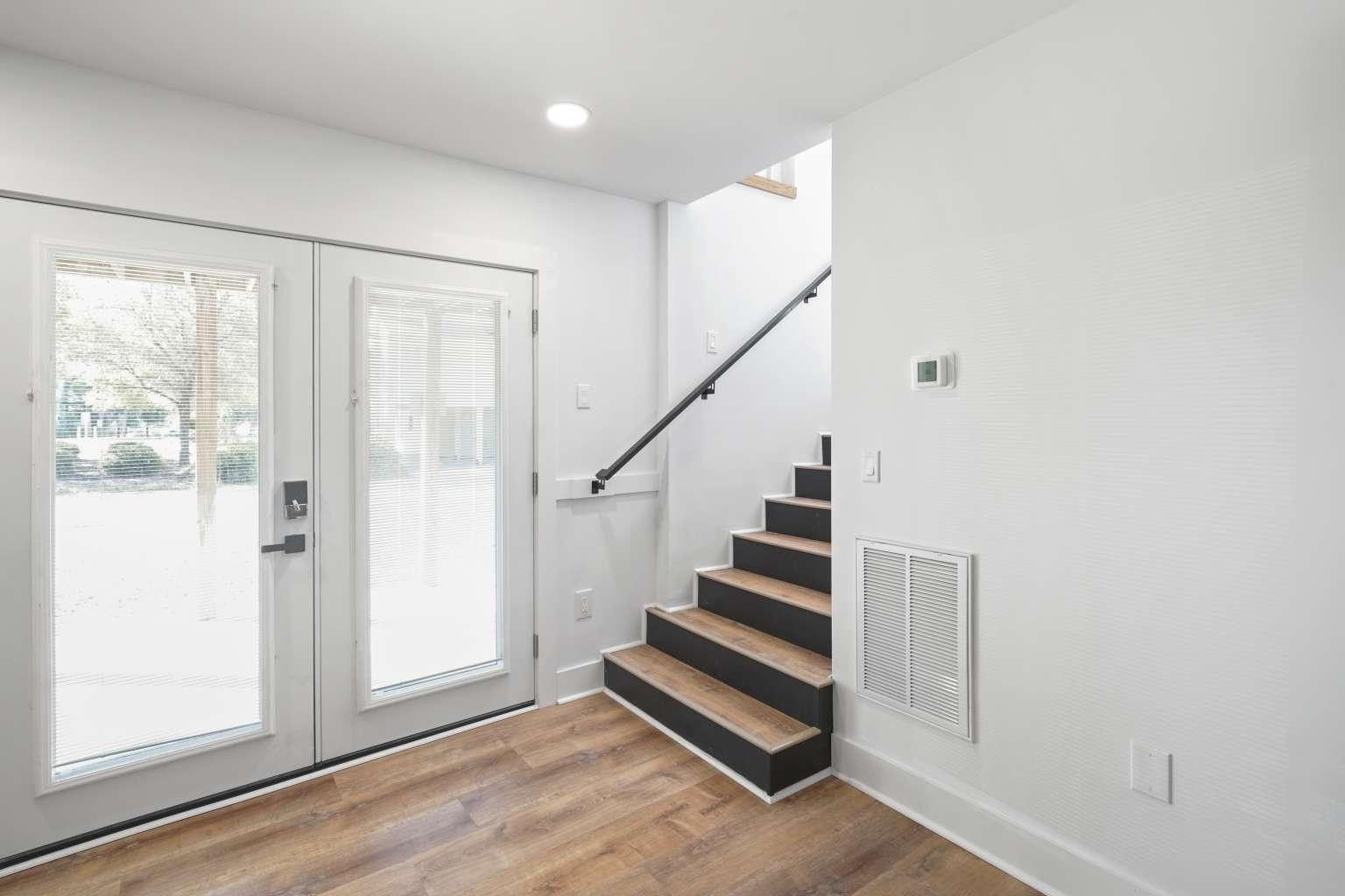 4606 Surf St. Property Photo 34