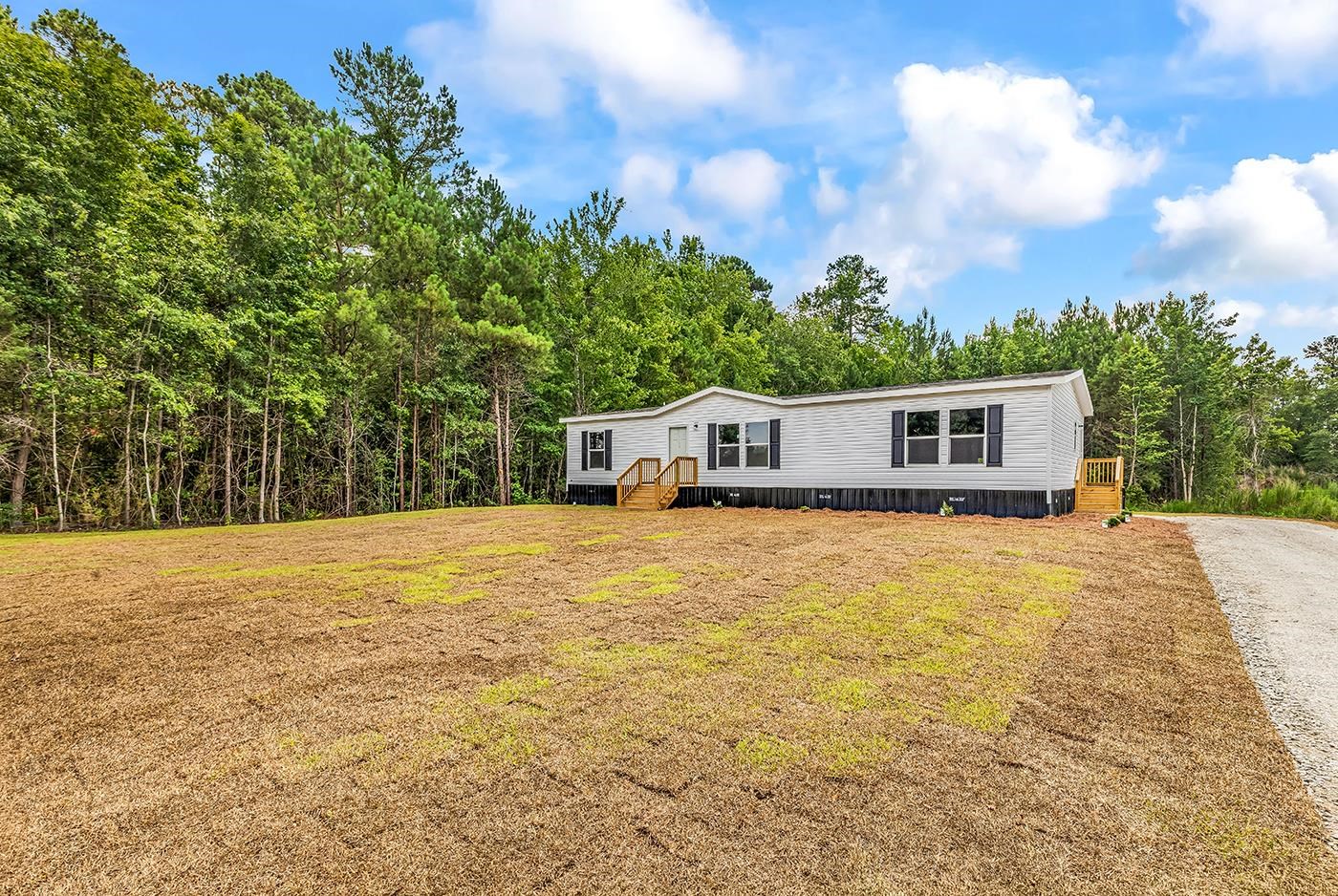 2148 Hughes Gasque Rd. Property Photo 3