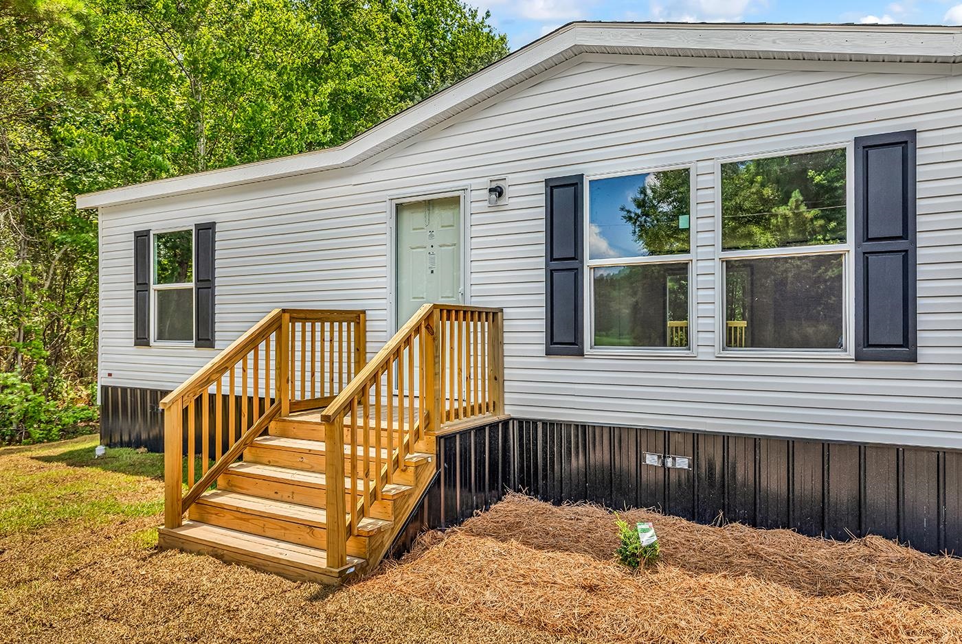 2148 Hughes Gasque Rd. Property Photo 4