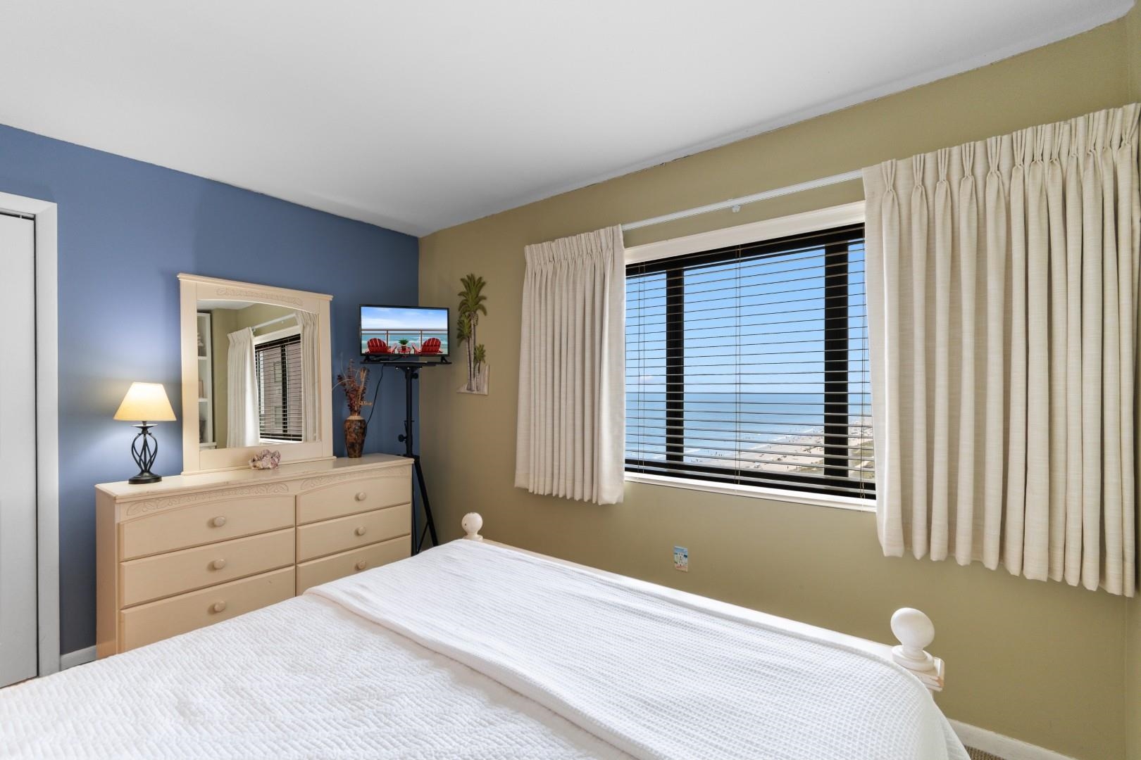 2500 N Ocean Blvd. Property Photo 30