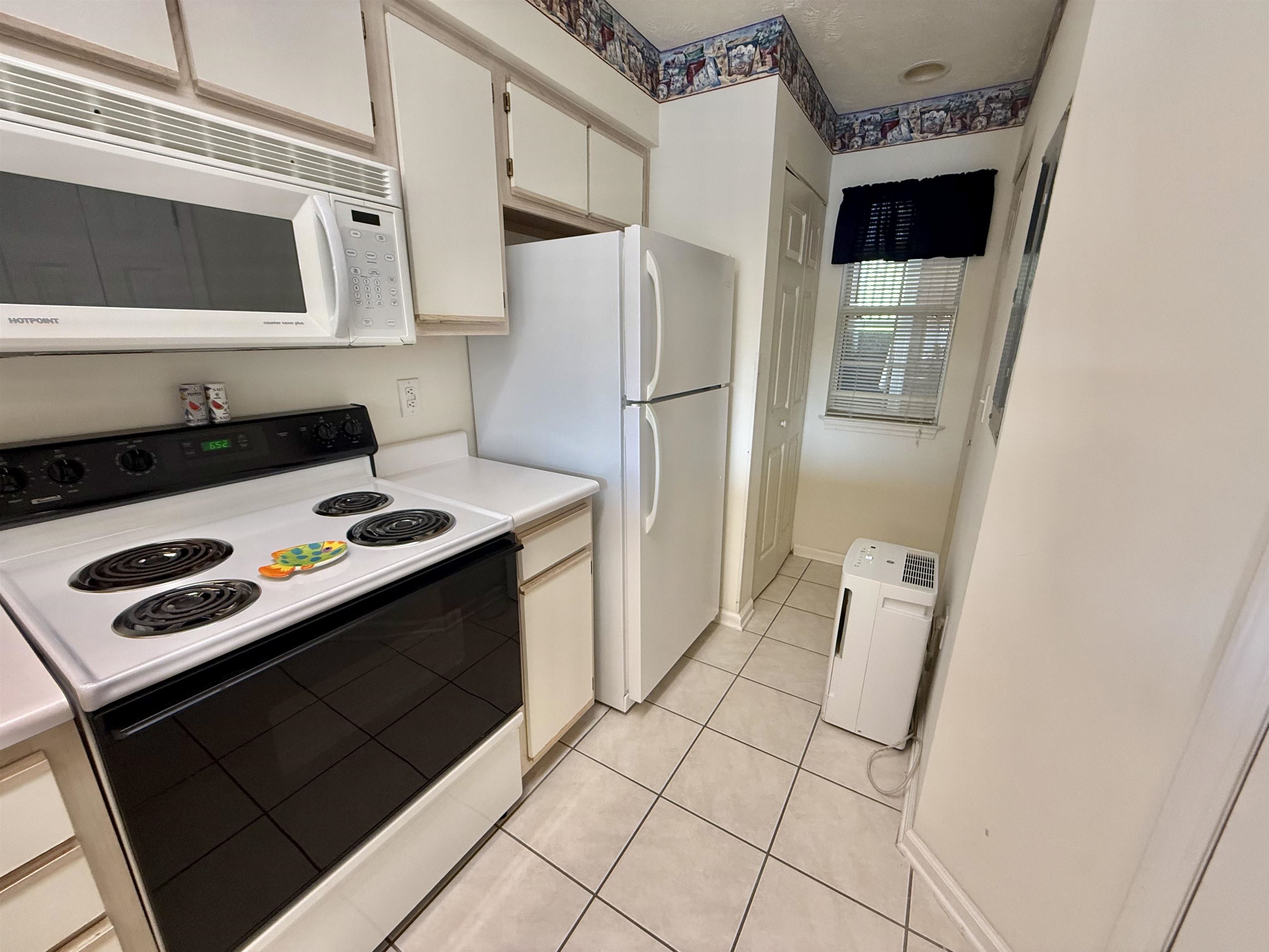 606 Waterway Village Blvd. Property Photo 5