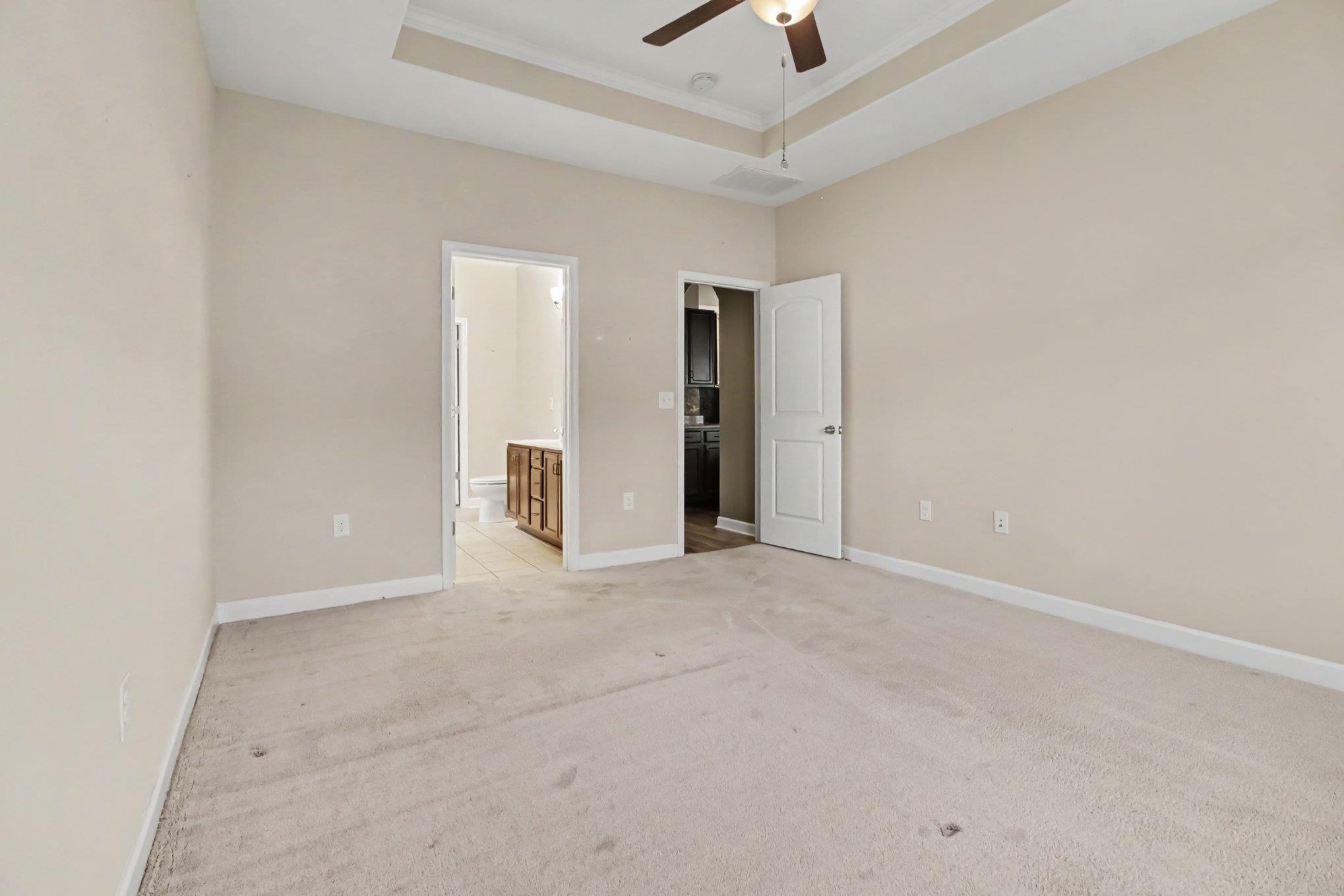 2708 Desert Rose St. Property Photo 12
