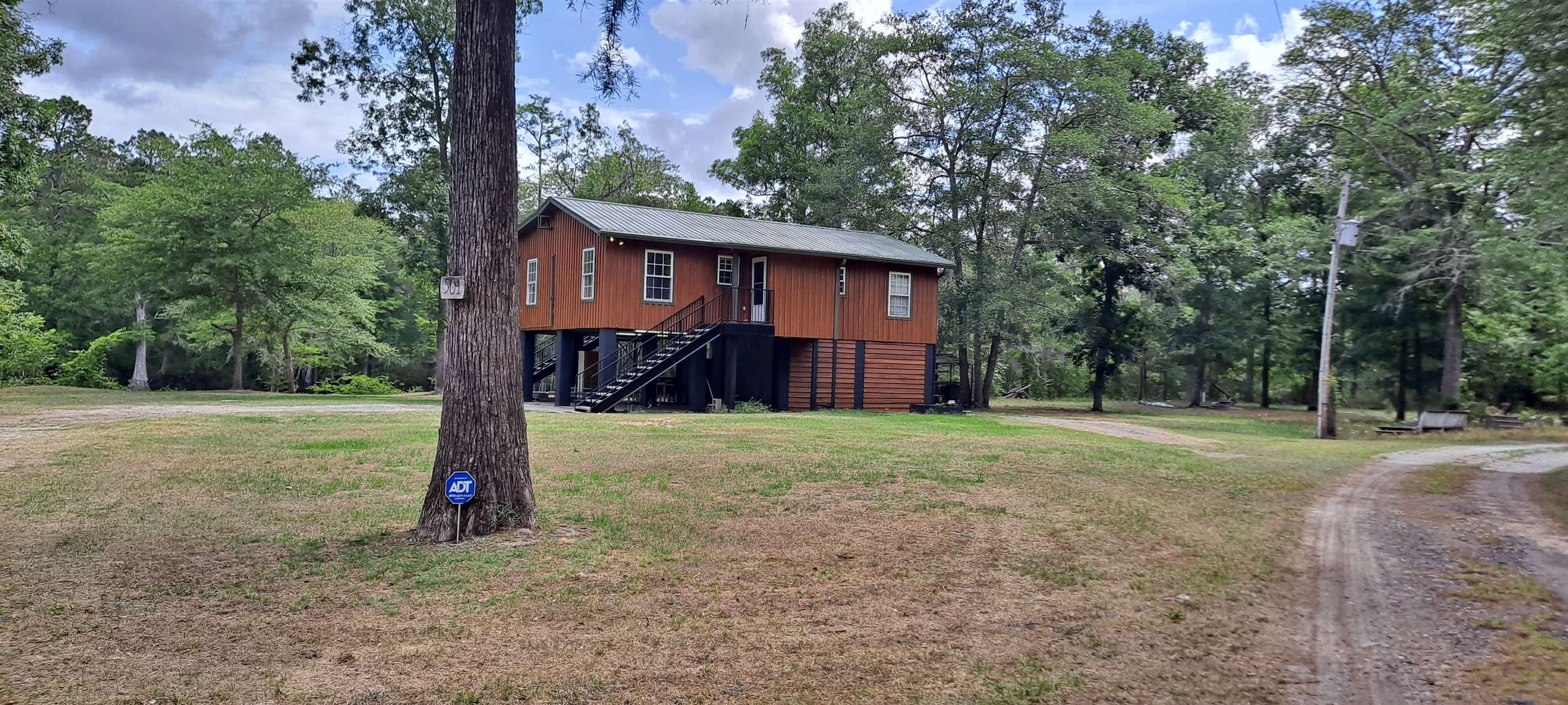 501 Trussel Rd. Property Photo 1