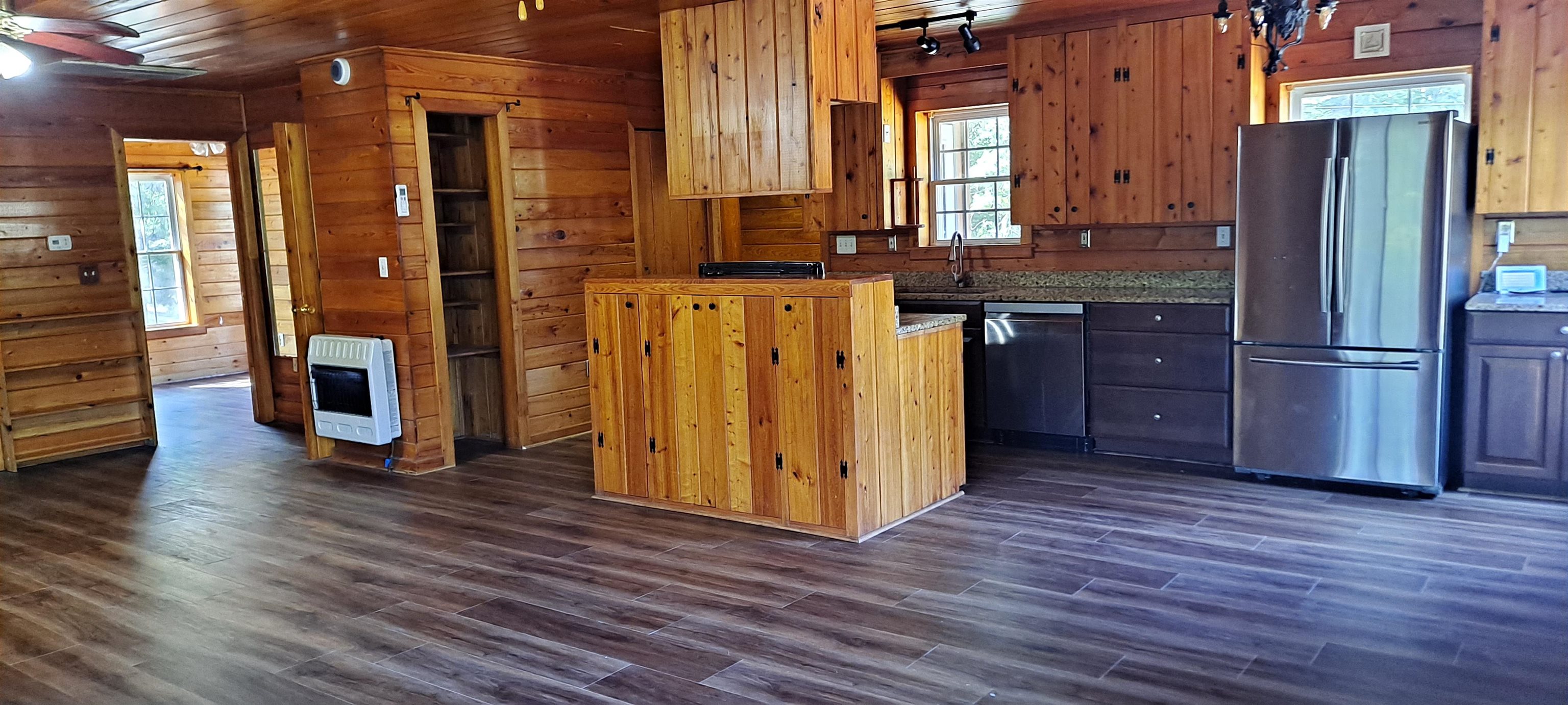 501 Trussel Rd. Property Photo 6