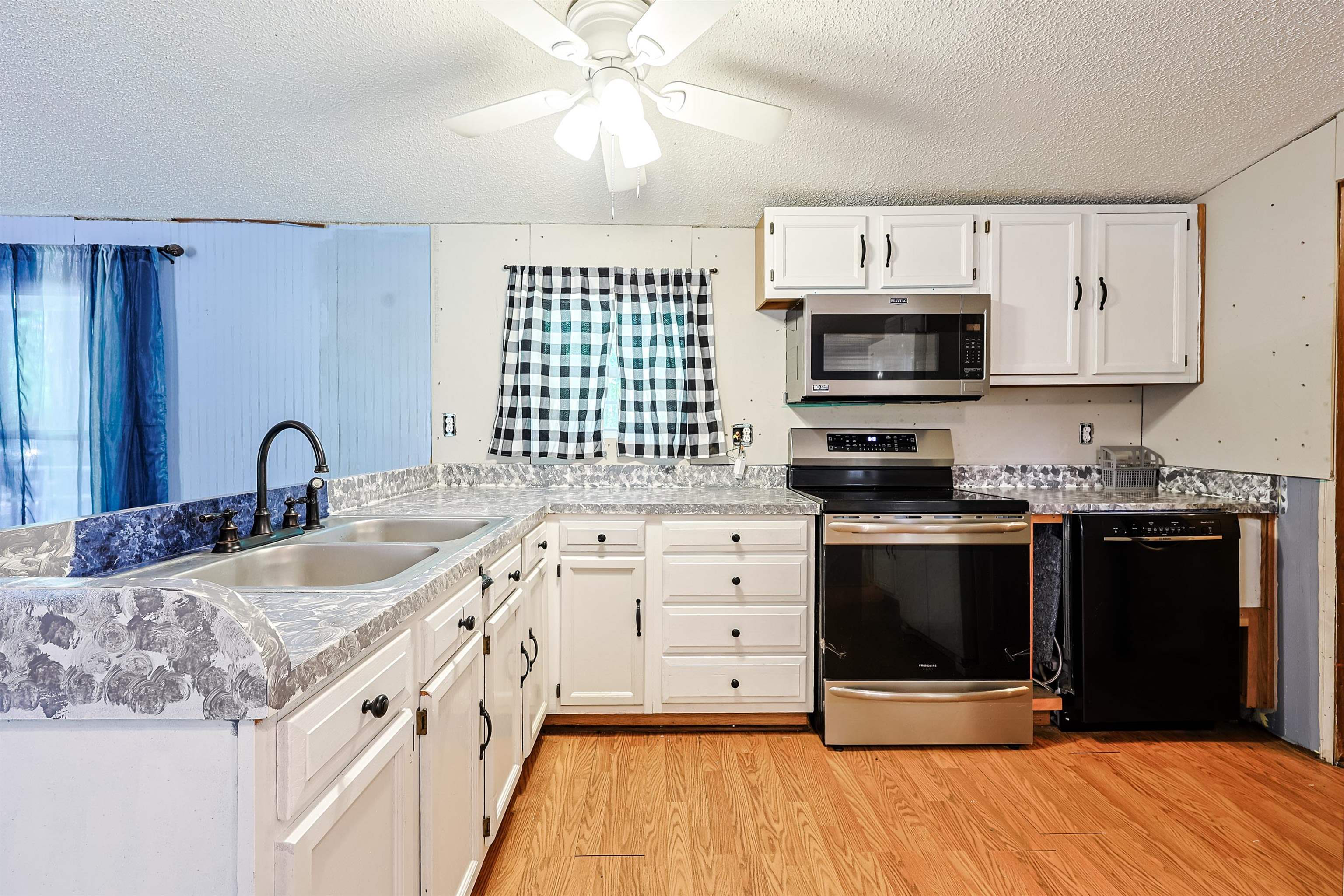 3050 Johnson Loop Property Photo 12