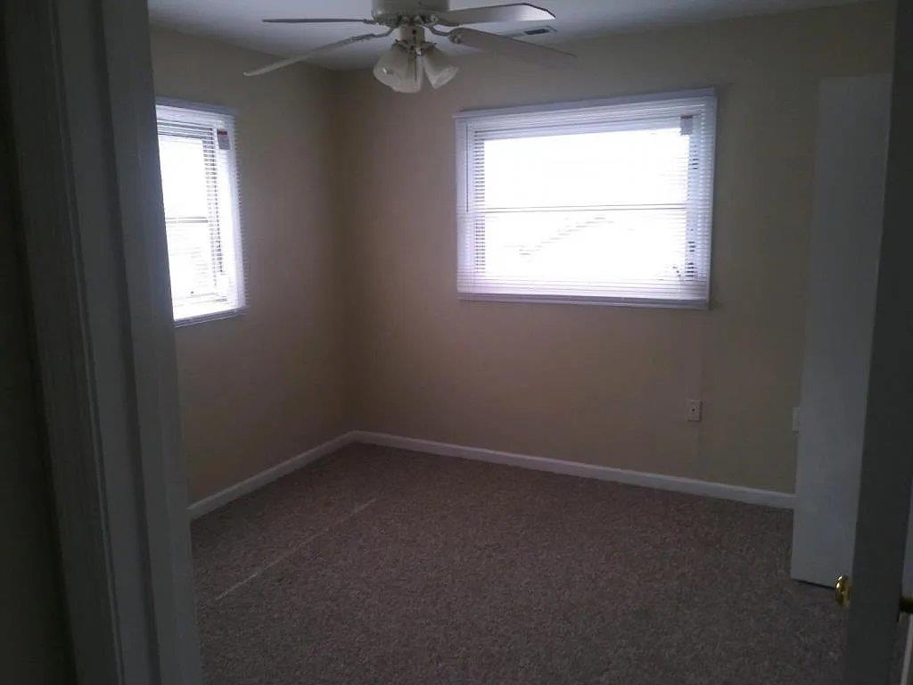 2705 Edge Dr. Property Photo 20