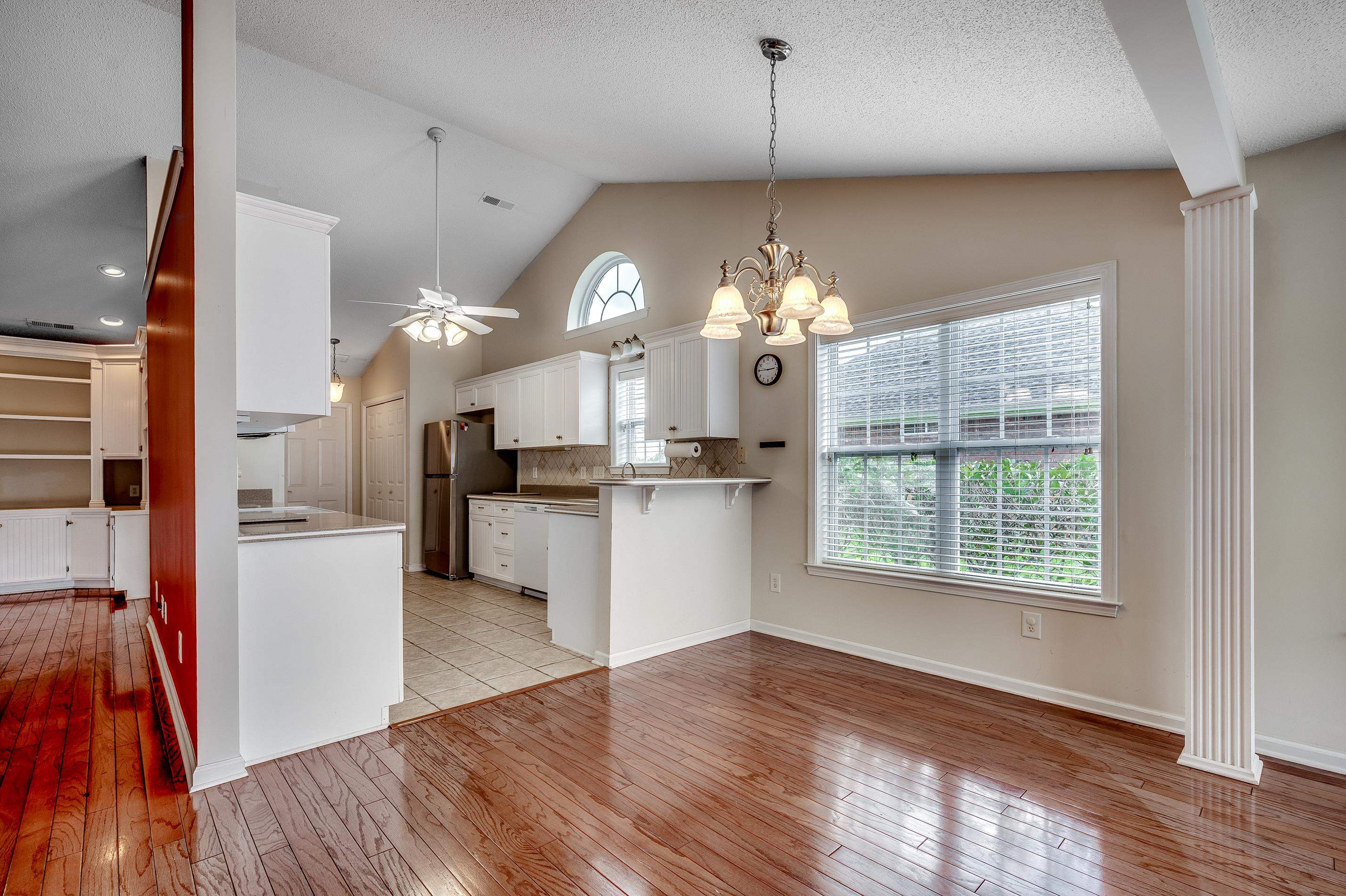 3512 Queens Harbour Blvd. Property Photo 11