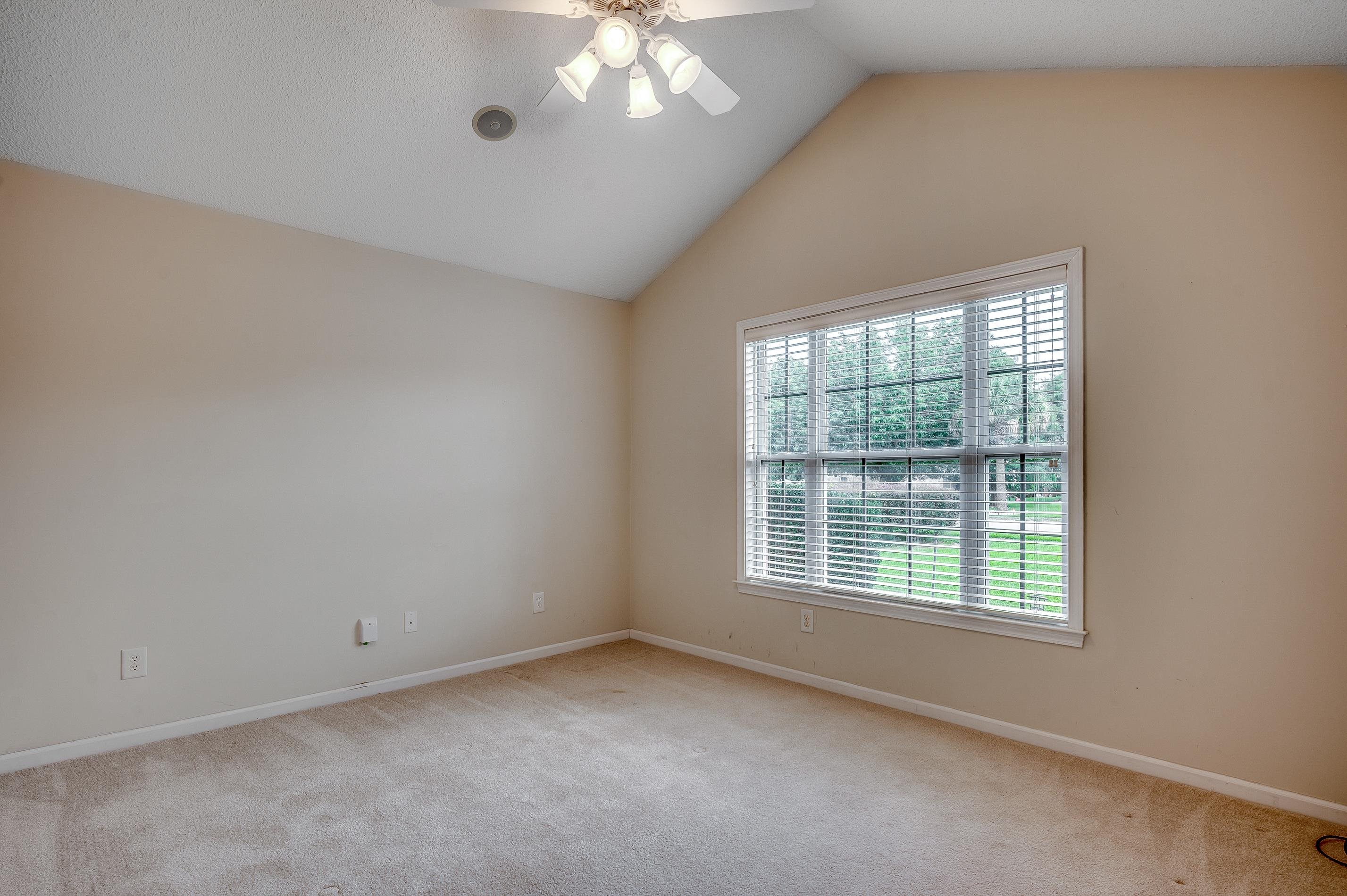 3512 Queens Harbour Blvd. Property Photo 21