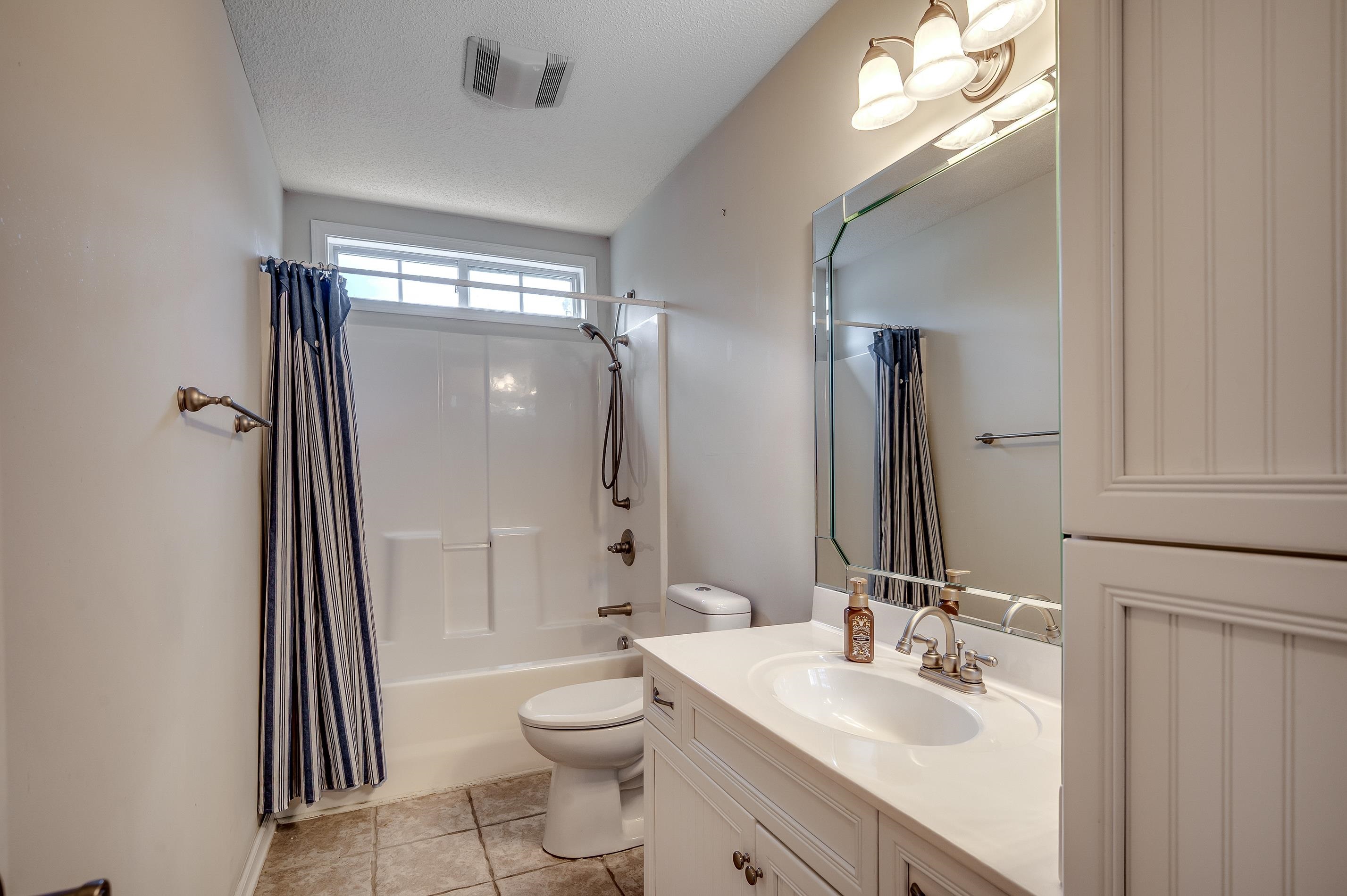 3512 Queens Harbour Blvd. Property Photo 22